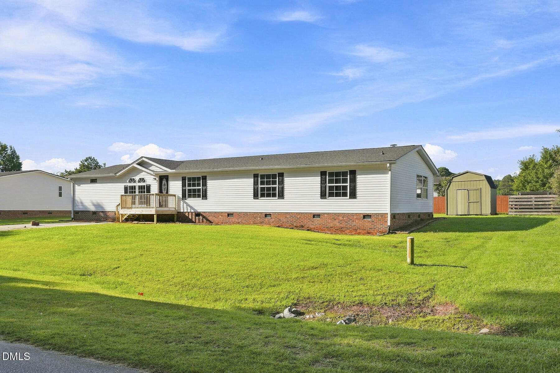 Exterior photo of 100 E Abbey Court, Wilsons Mills, NC 27577. MLS: 10191122