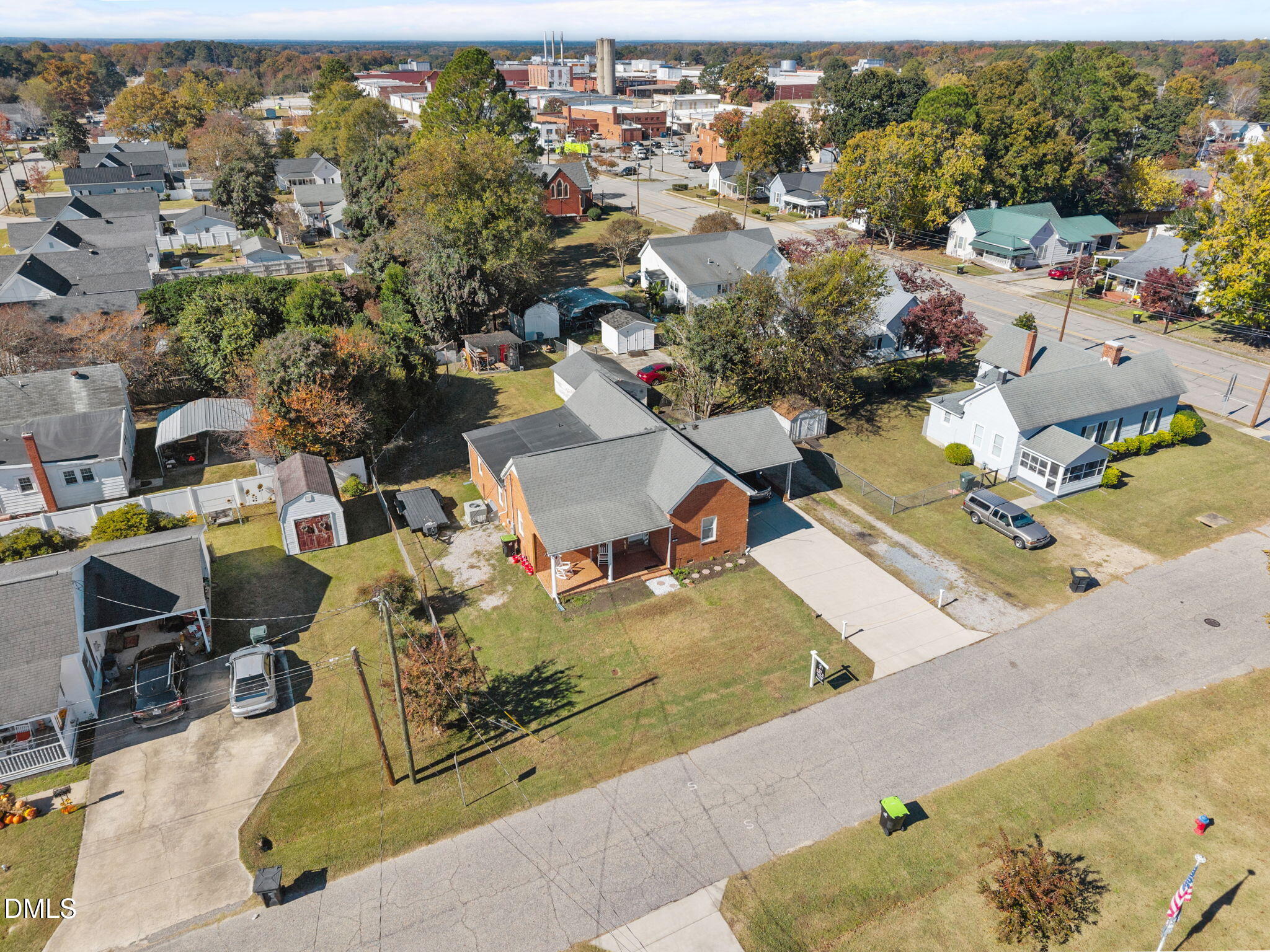 Exterior photo of 200 S 11th Street, Erwin, NC 28339. MLS: 10193949