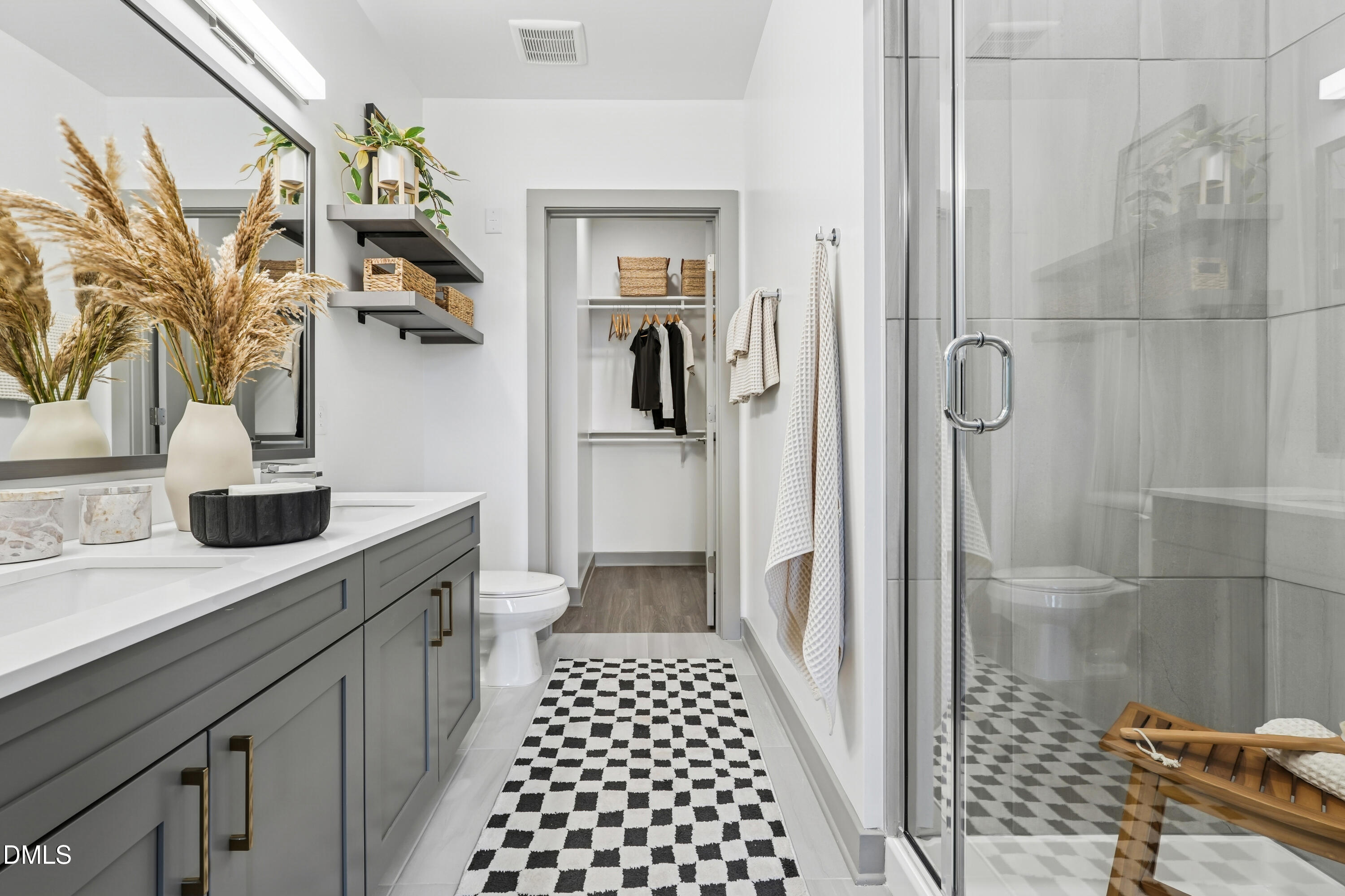 AuraBoothPark_Int_Bathroom2_shoootin_12.