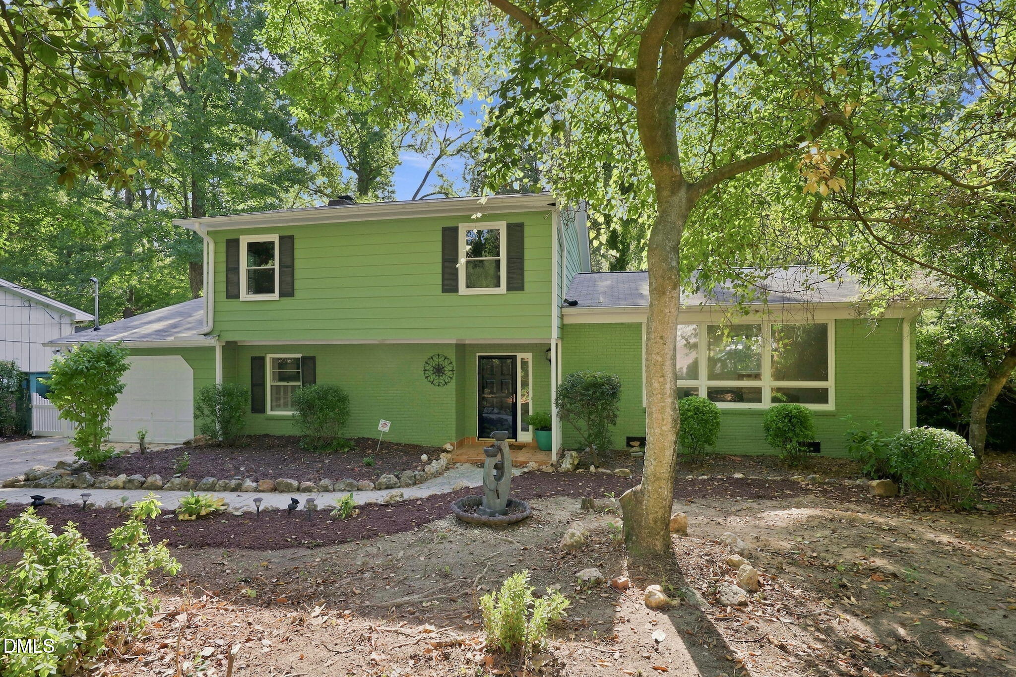4904 Brookhurst Place