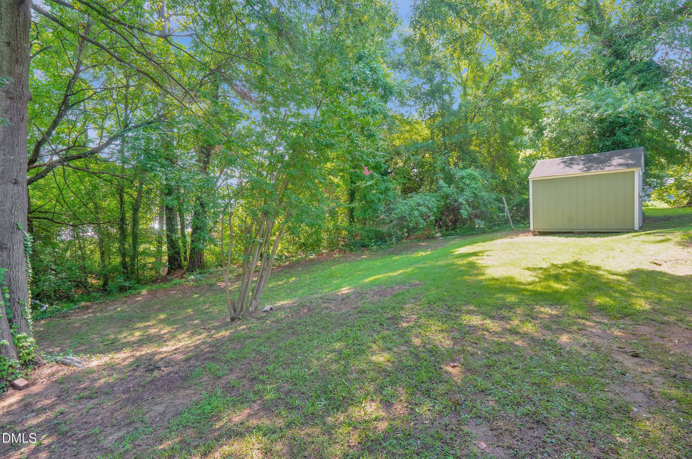 Exterior photo of 905 S Plum Street, Durham, NC 27701. MLS: 10183203
