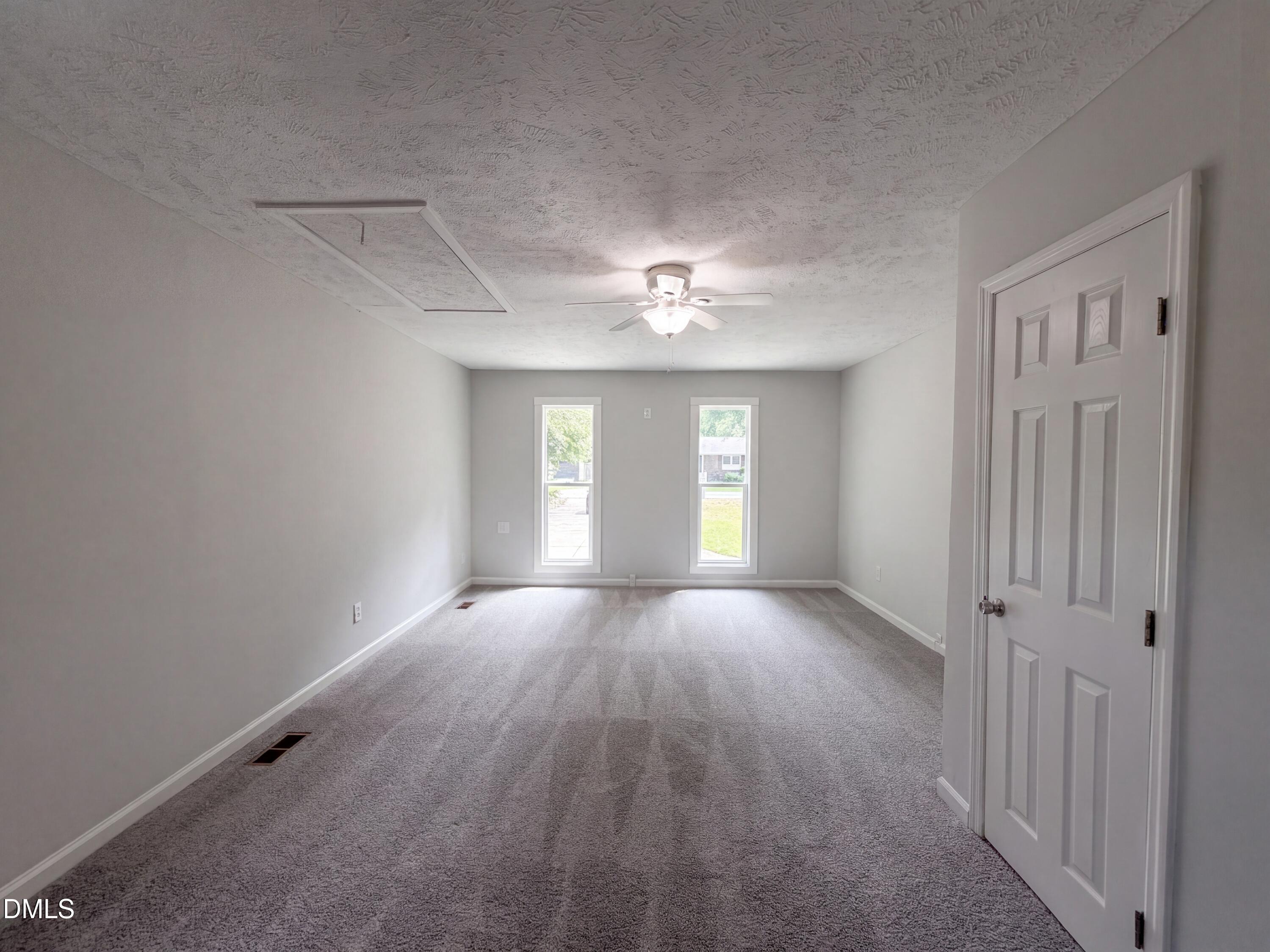 Exterior photo of 909 Axis Circle, Hope Mills, NC 28348. MLS: 10189029