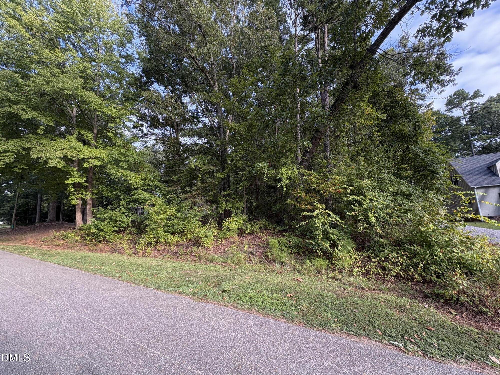 Exterior photo of 115 Blackfoot Drive, Louisburg, NC 27549. MLS: 10195330
