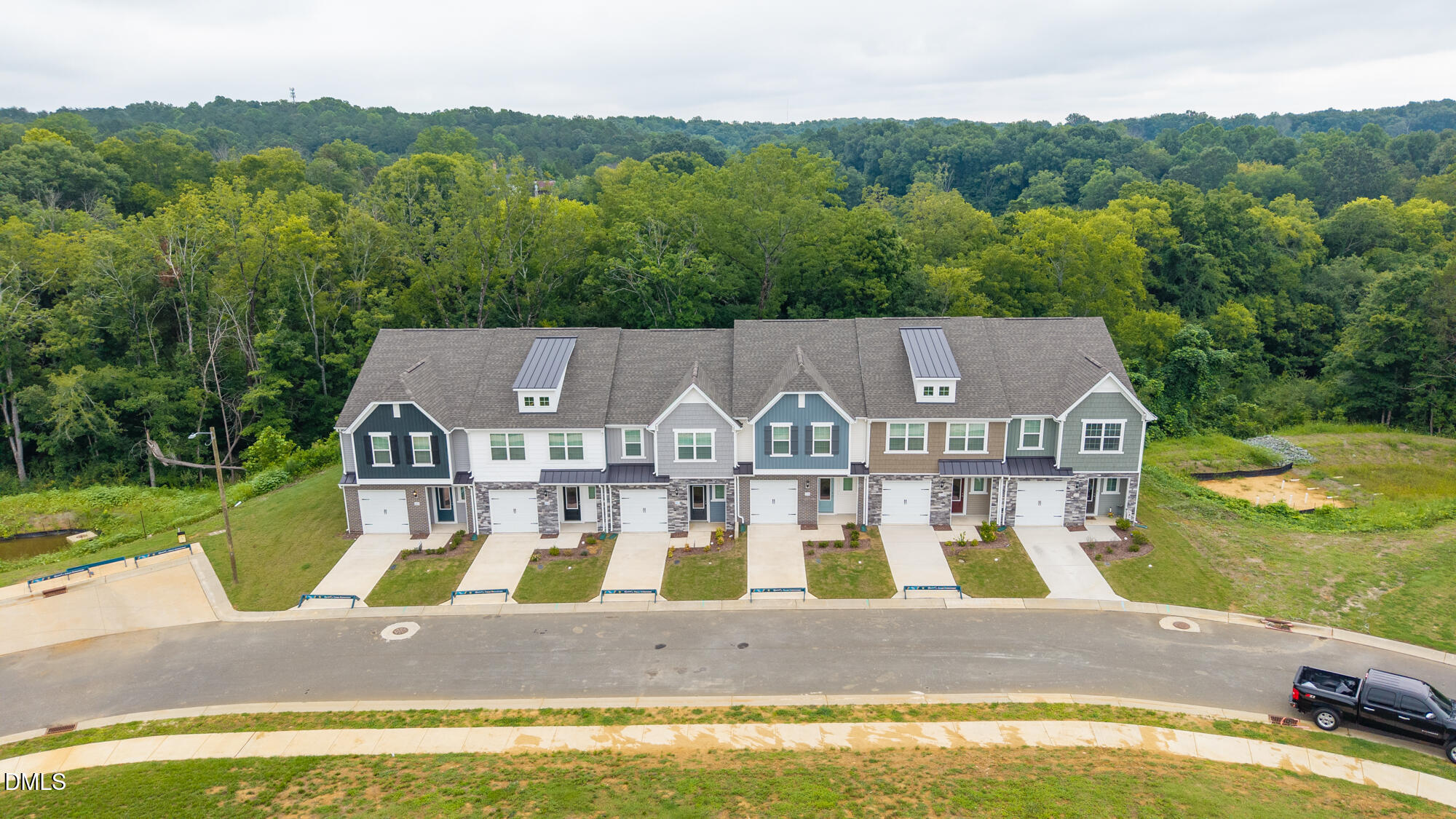 Exterior photo of 2112 Willow Glen Drive, Graham, NC 27253. MLS: 10183546
