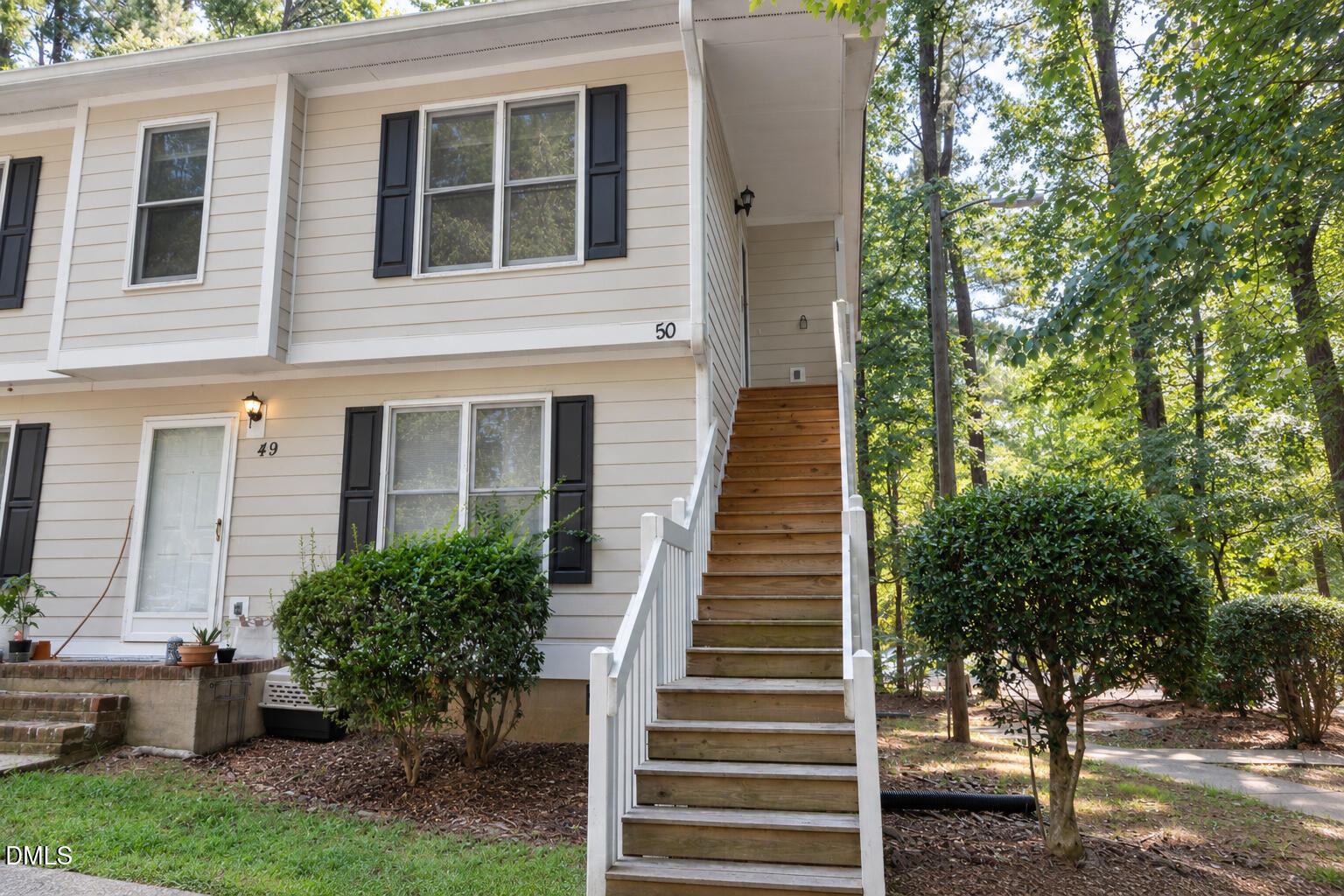 Exterior photo of 121 Westview Drive Apt 50, Carrboro, NC 27510. MLS: 10194456