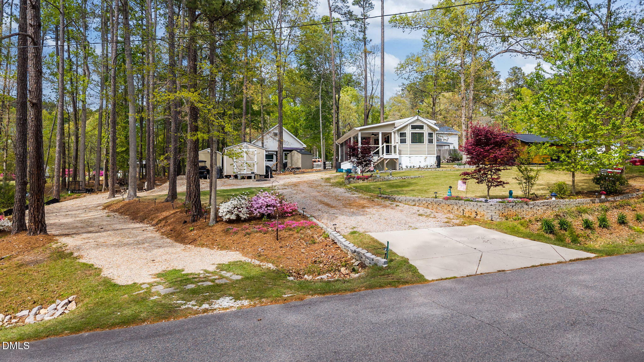 property-img