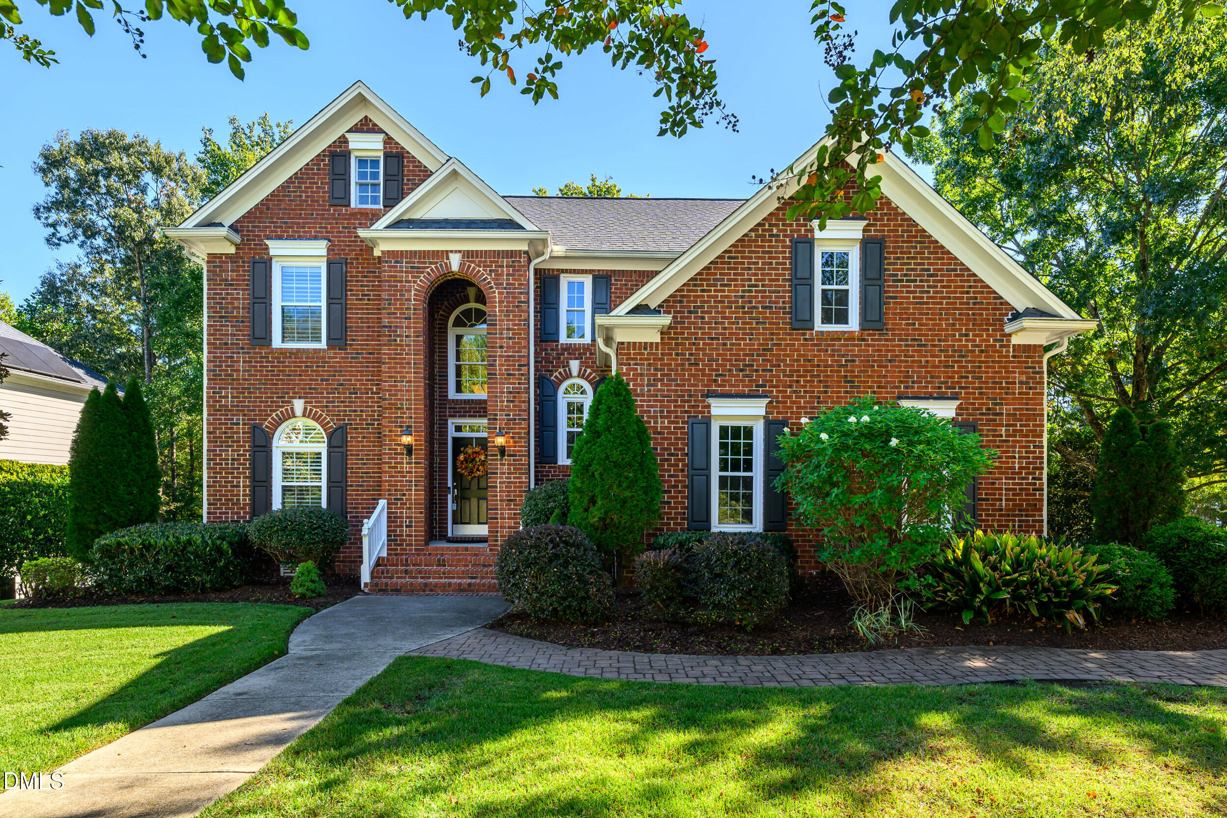 1 - 111 Hickorywood Blvd, Front