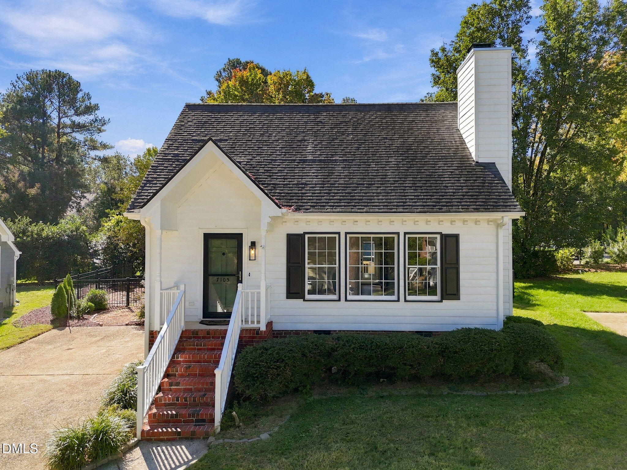 7105 Kinross Drive
