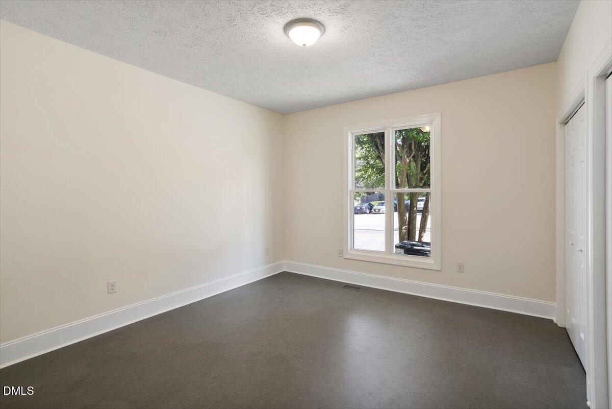 22-1130 N Roxboro St [3042920]_22