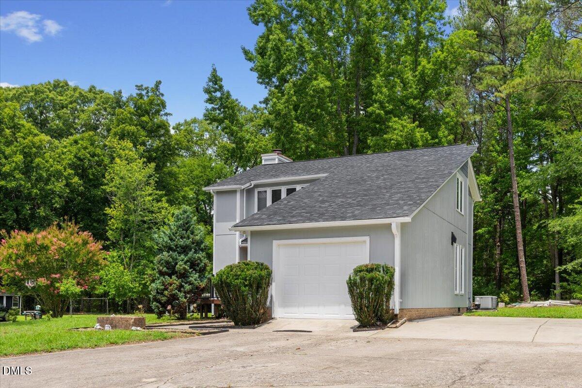 Exterior photo of 306 Smoketree Way, Louisburg, NC 27549. MLS: 10180298