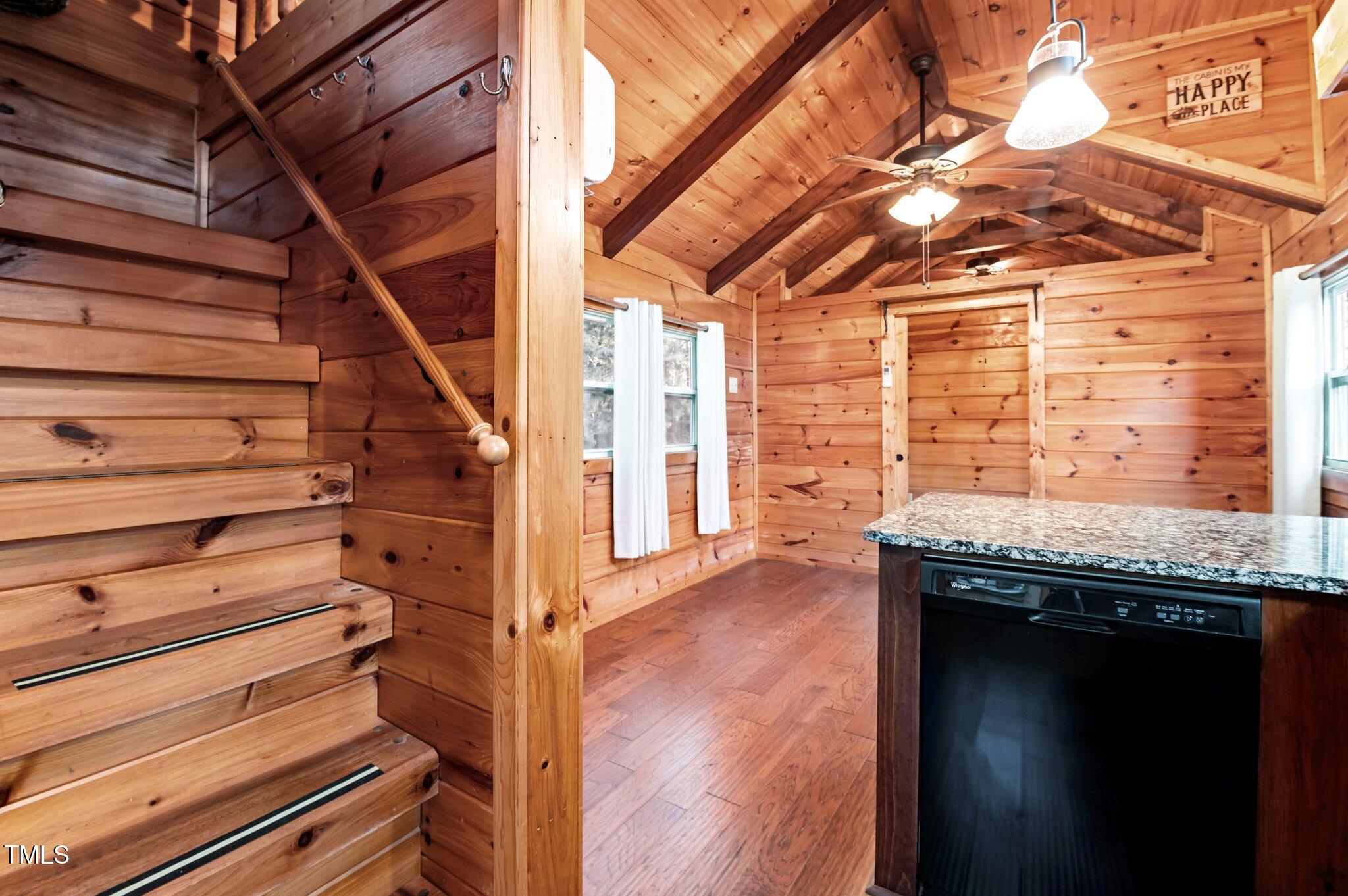 property-img