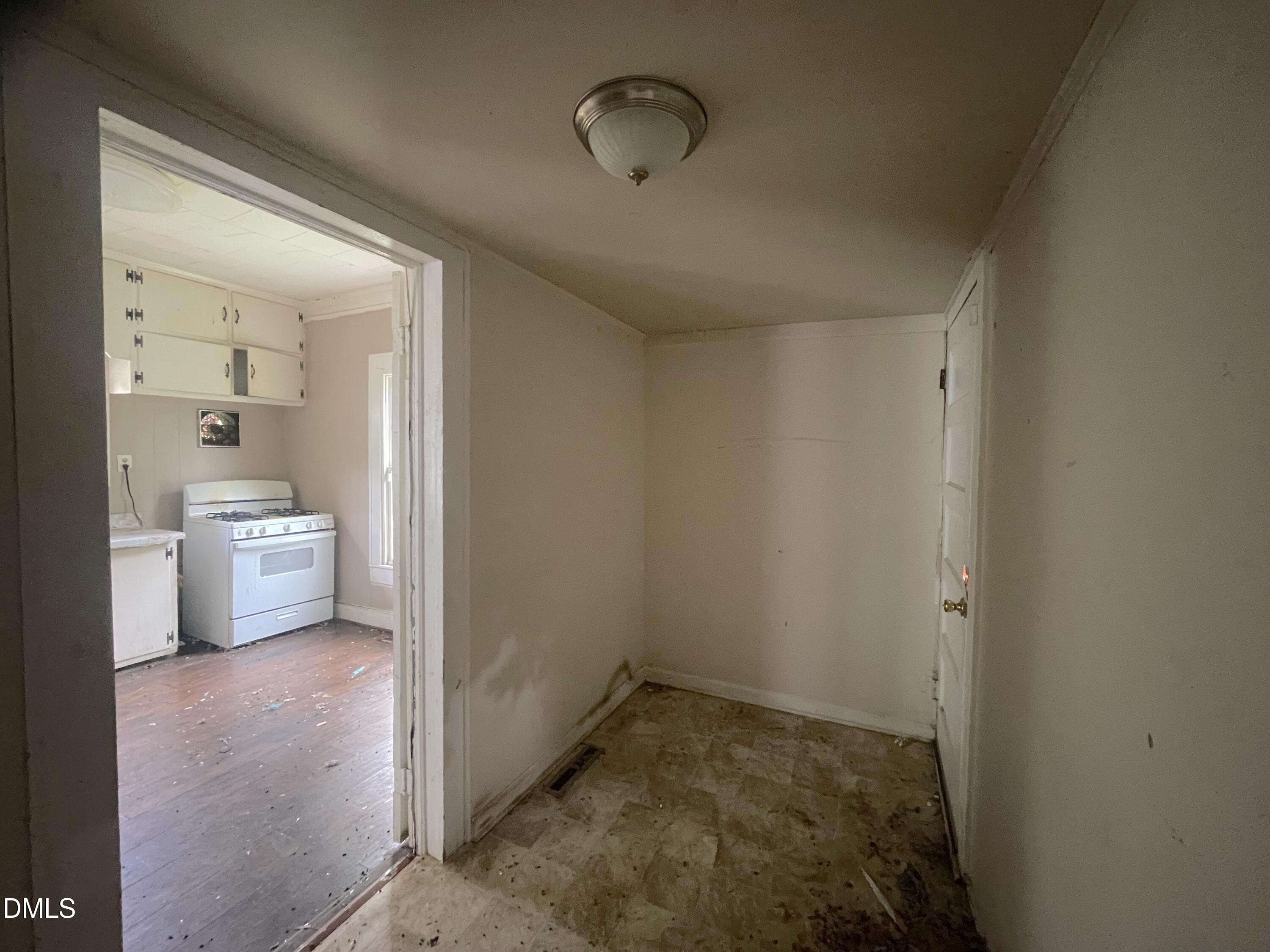 Exterior photo of 904 Stokes Street, Burlington, NC 27215. MLS: 10194083