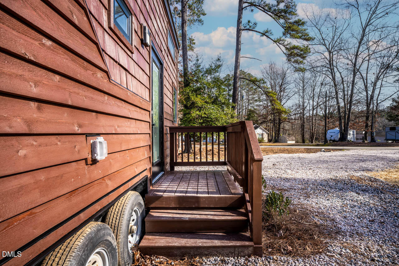 property-img