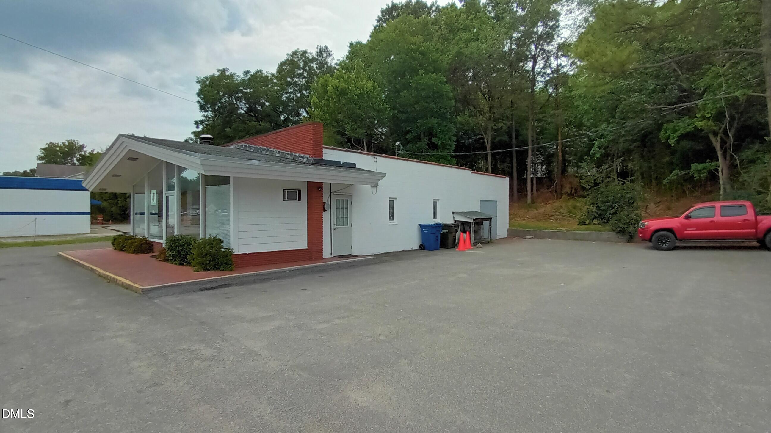 Exterior photo of 1108 University Drive, Durham, NC 27707. MLS: 10181779