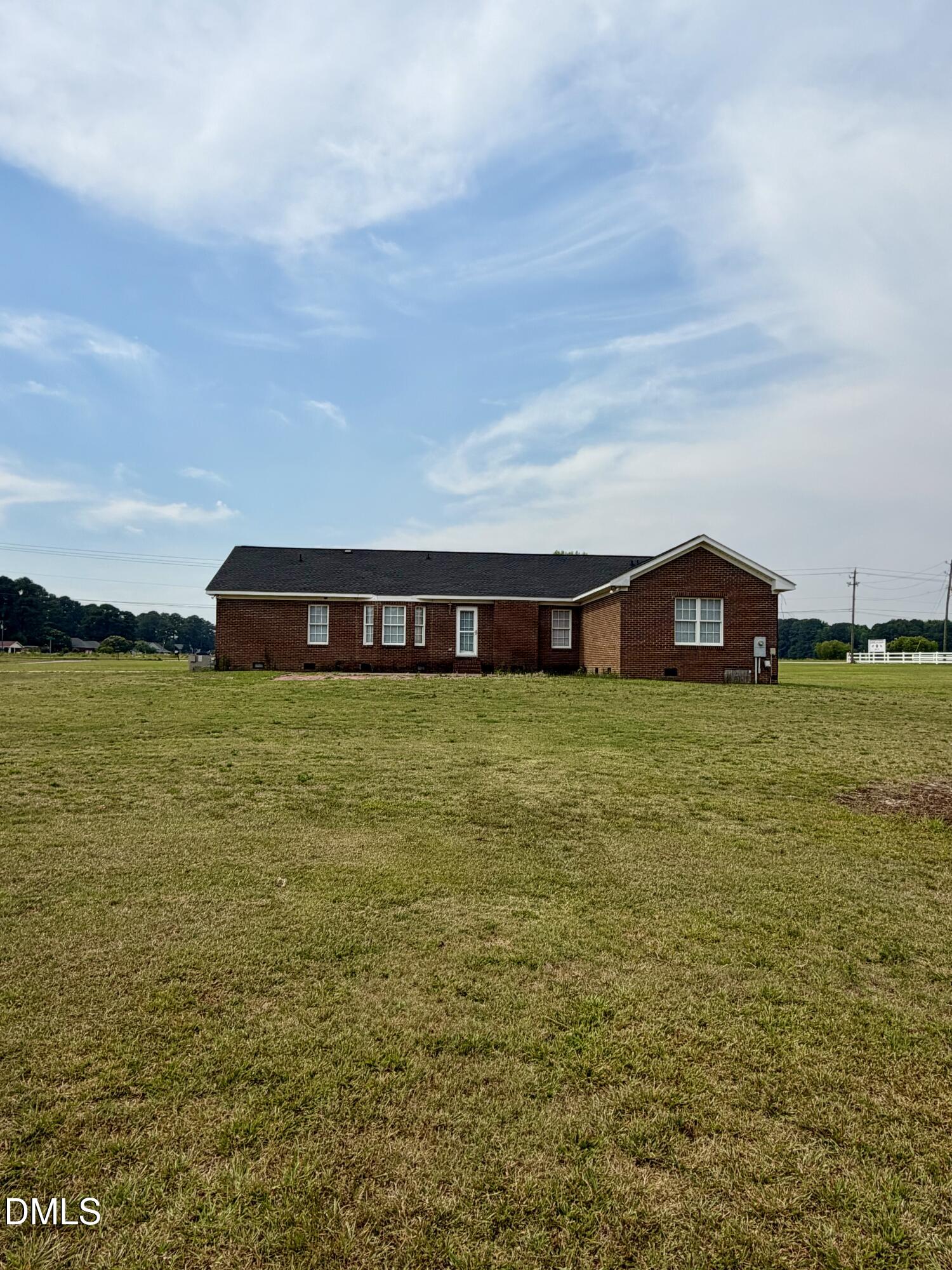 Exterior photo of 800 Carolina Drive, Dunn, NC 28334. MLS: 10172475