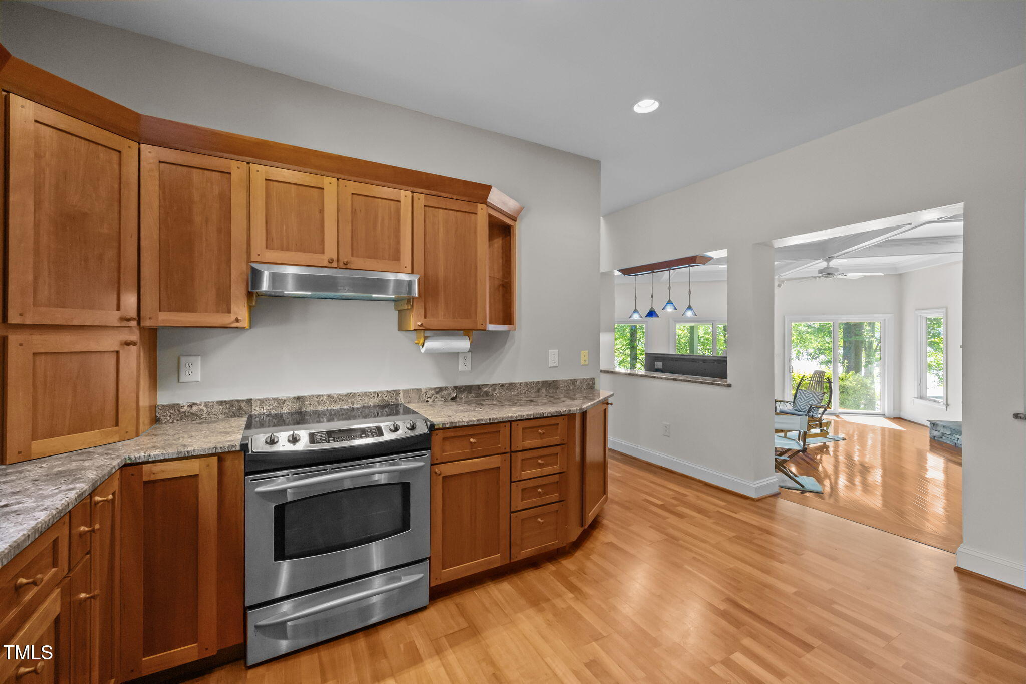 property-img