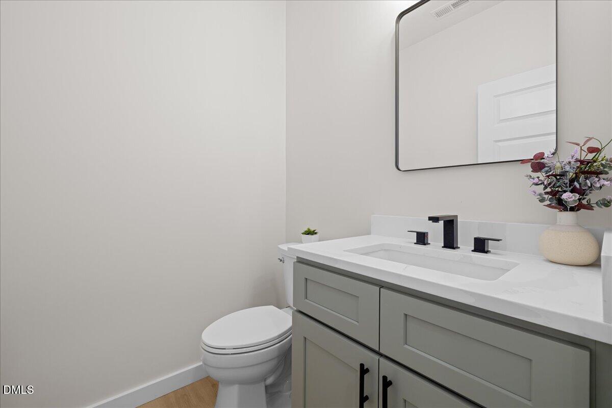 property-img