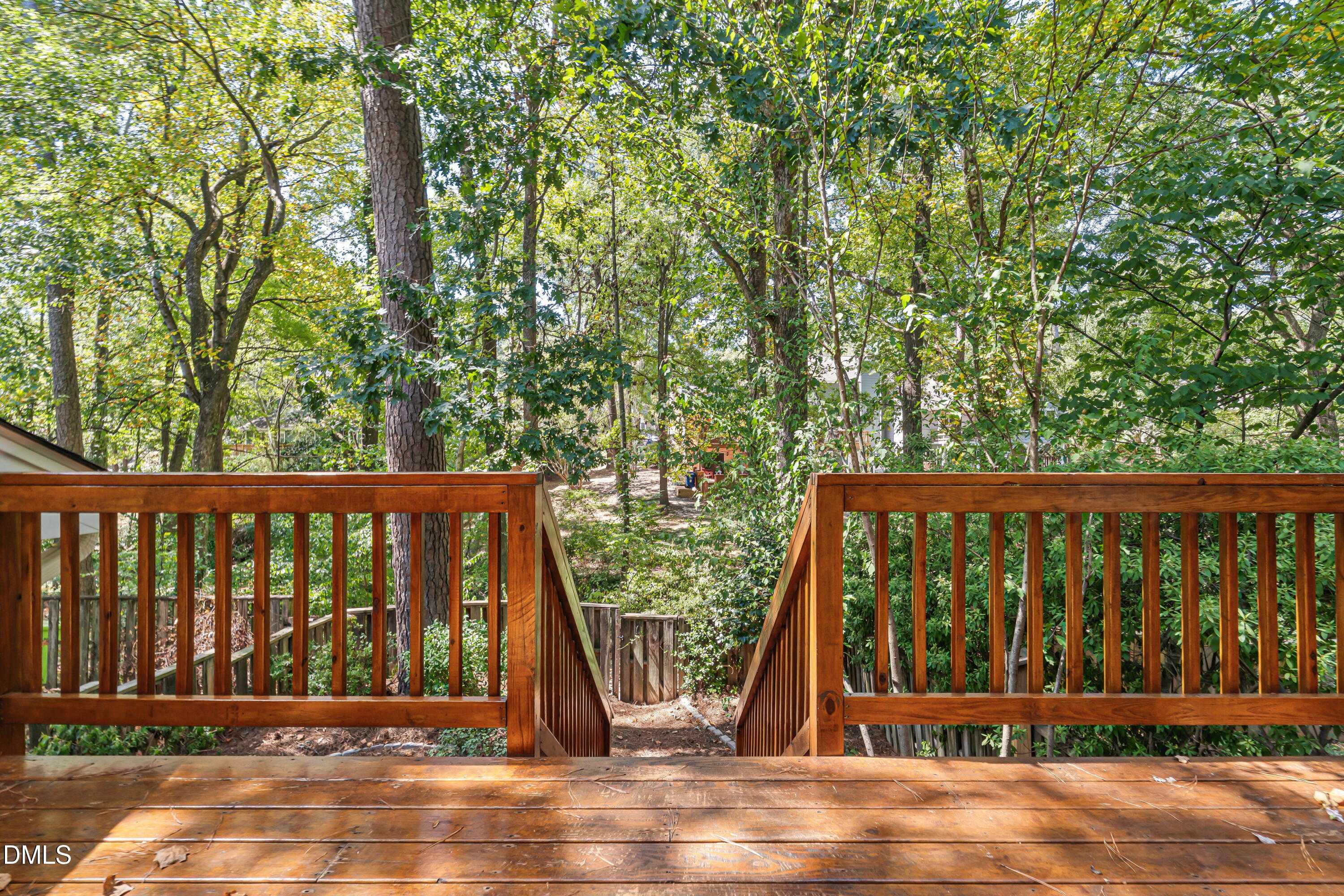 Exterior photo of 1523 Woodcroft Drive, Raleigh, NC 27609. MLS: 10192088
