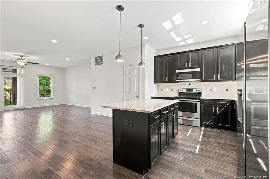 Exterior photo of 281 Hugh Shelton Loop, Fayetteville, NC 28301. MLS: 769284