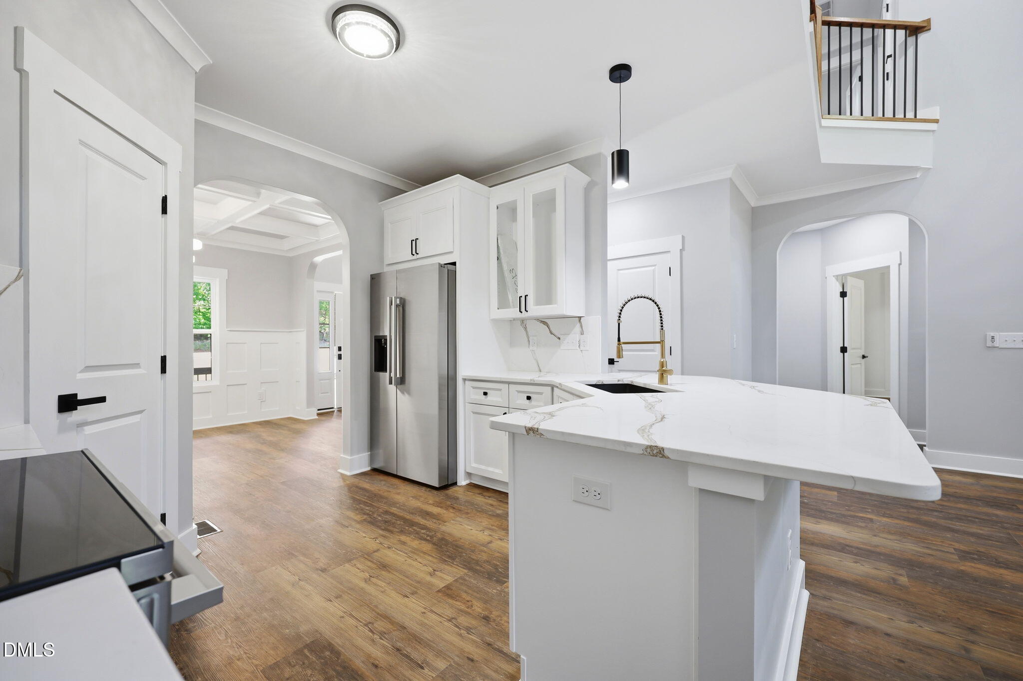property-img