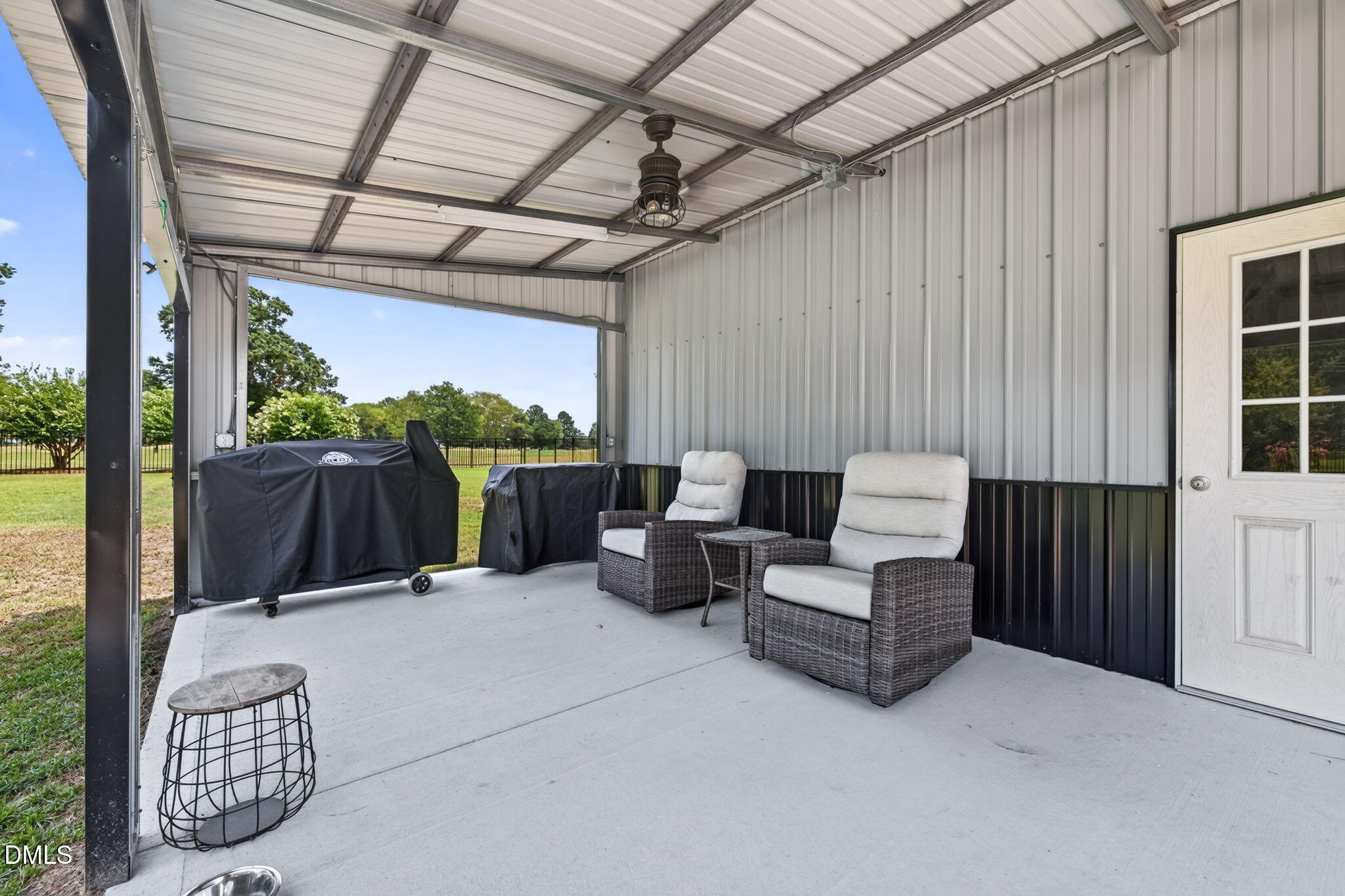 Exterior photo of 269 Sandy Ridge Road, Dunn, NC 28334. MLS: 10179218