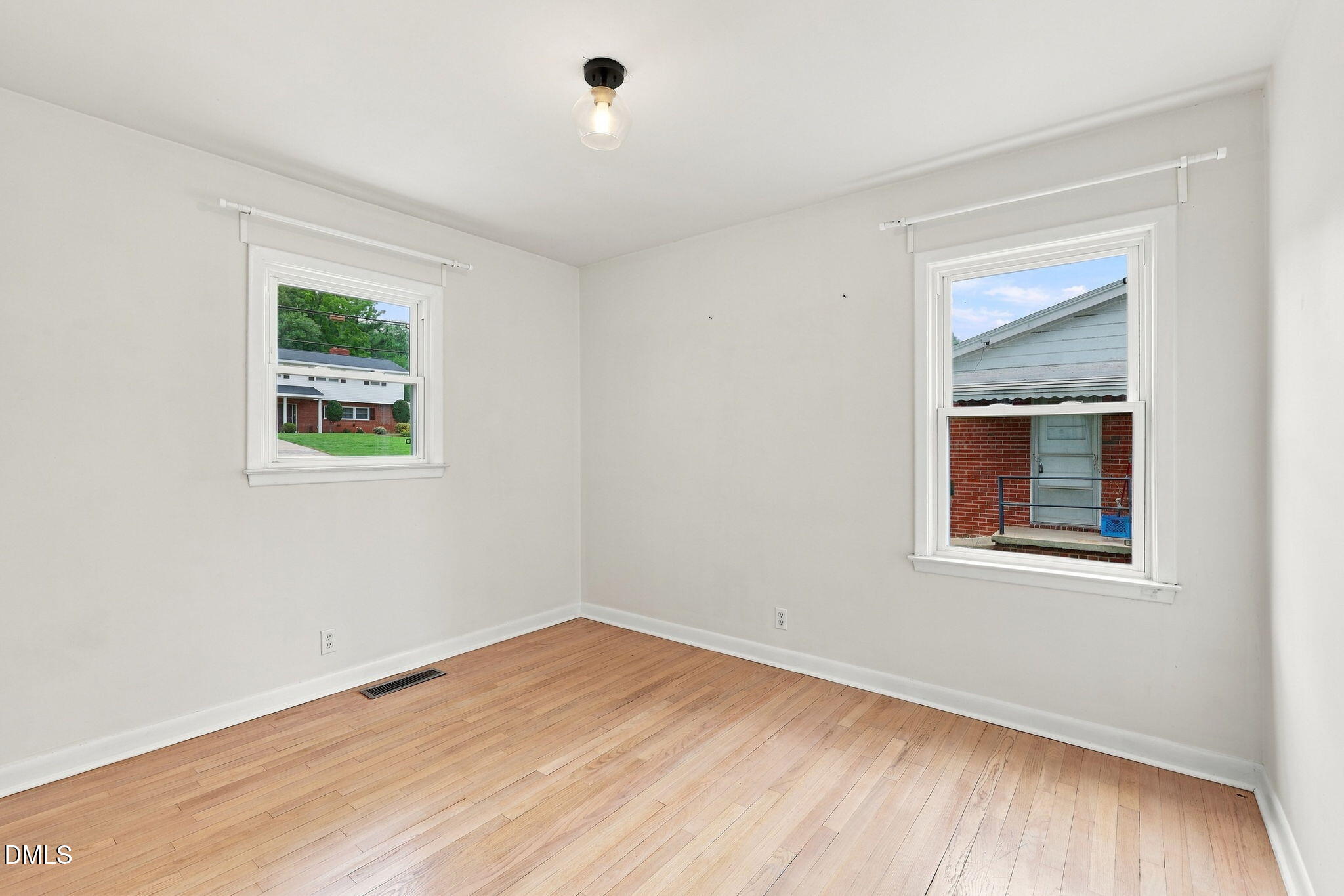 Exterior photo of 3108 Brentwood Road, Raleigh, NC 27604. MLS: 10193396