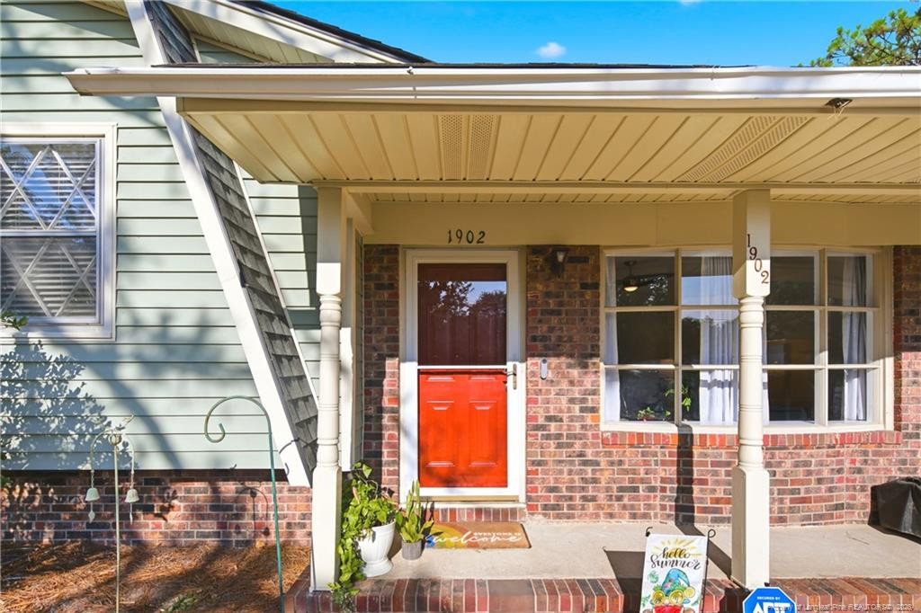 Exterior photo of 1902 Wayne Lane, Fayetteville, NC 28304. MLS: 768321