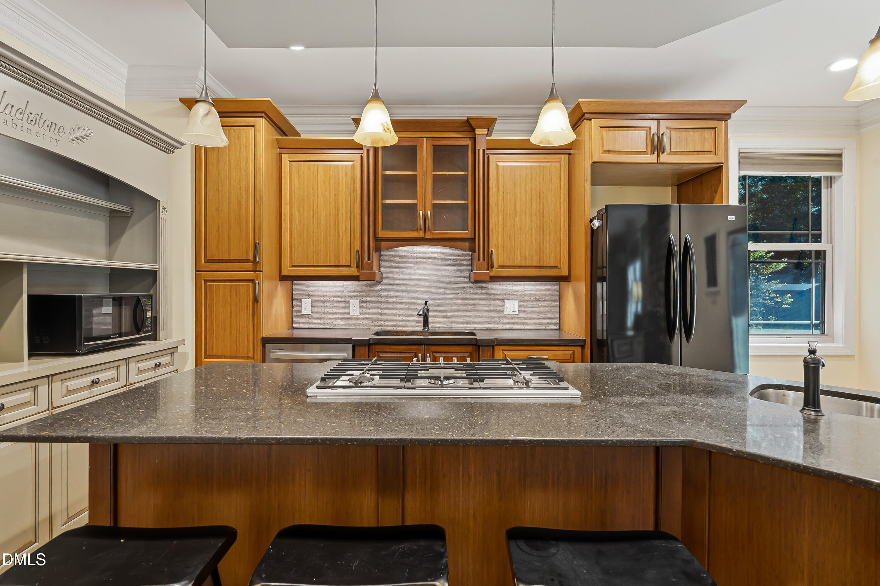 property-img