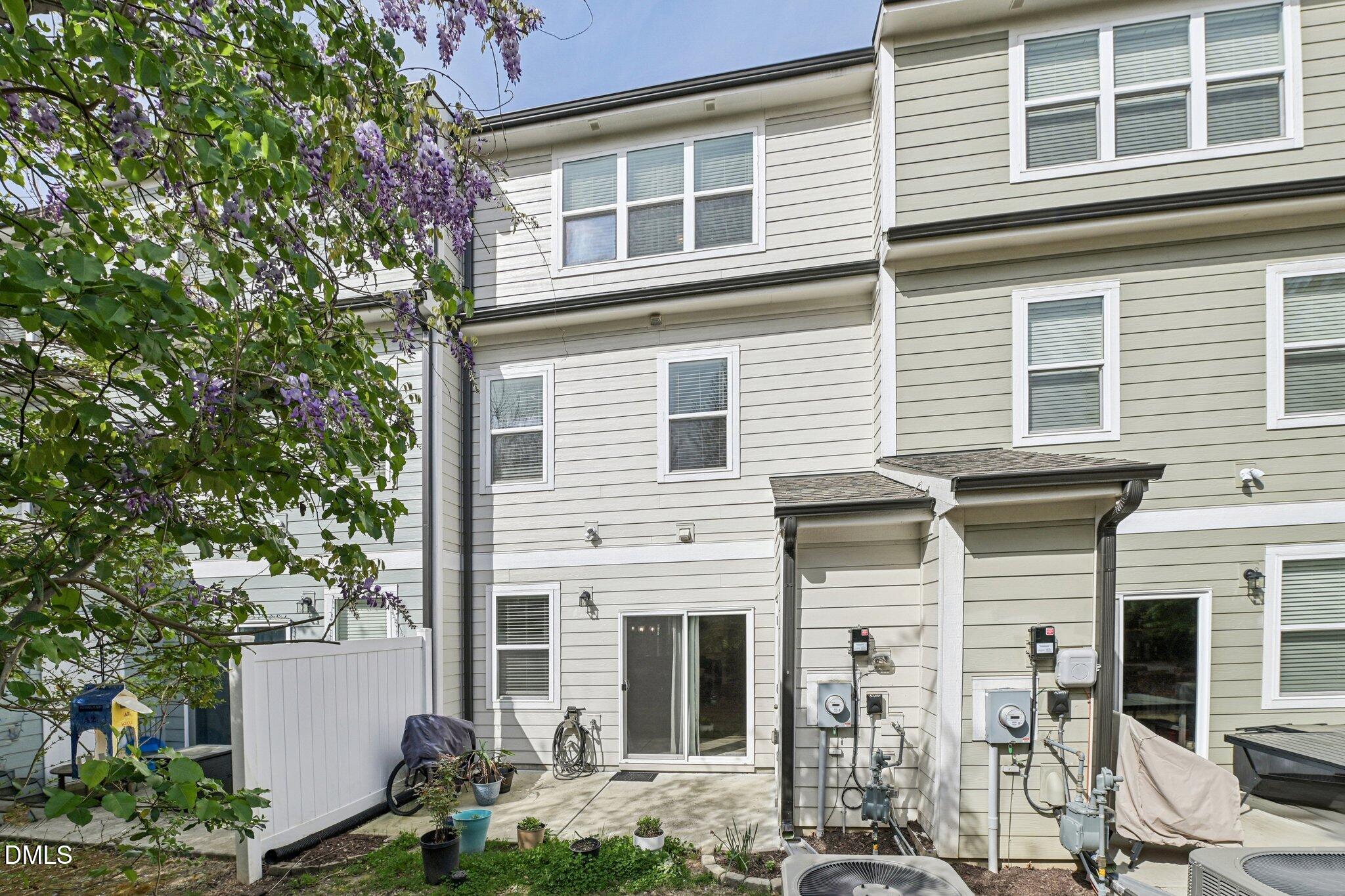 31-web-or-mls-Old Grove Ln-S2503-031