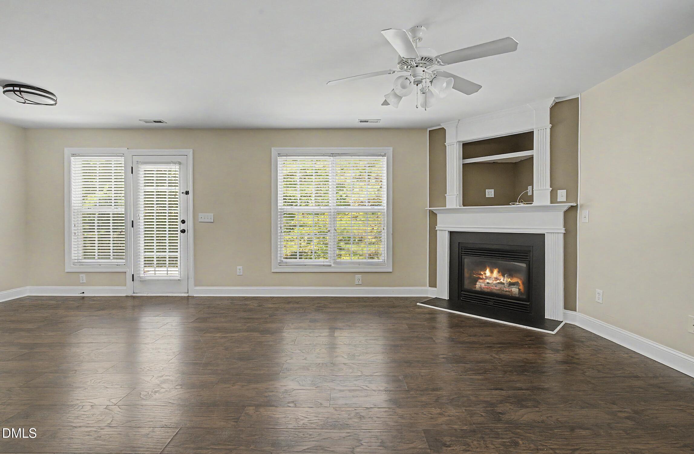 Exterior photo of 433 Holly Thorn Trace, Holly Springs, NC 27540. MLS: 10196773