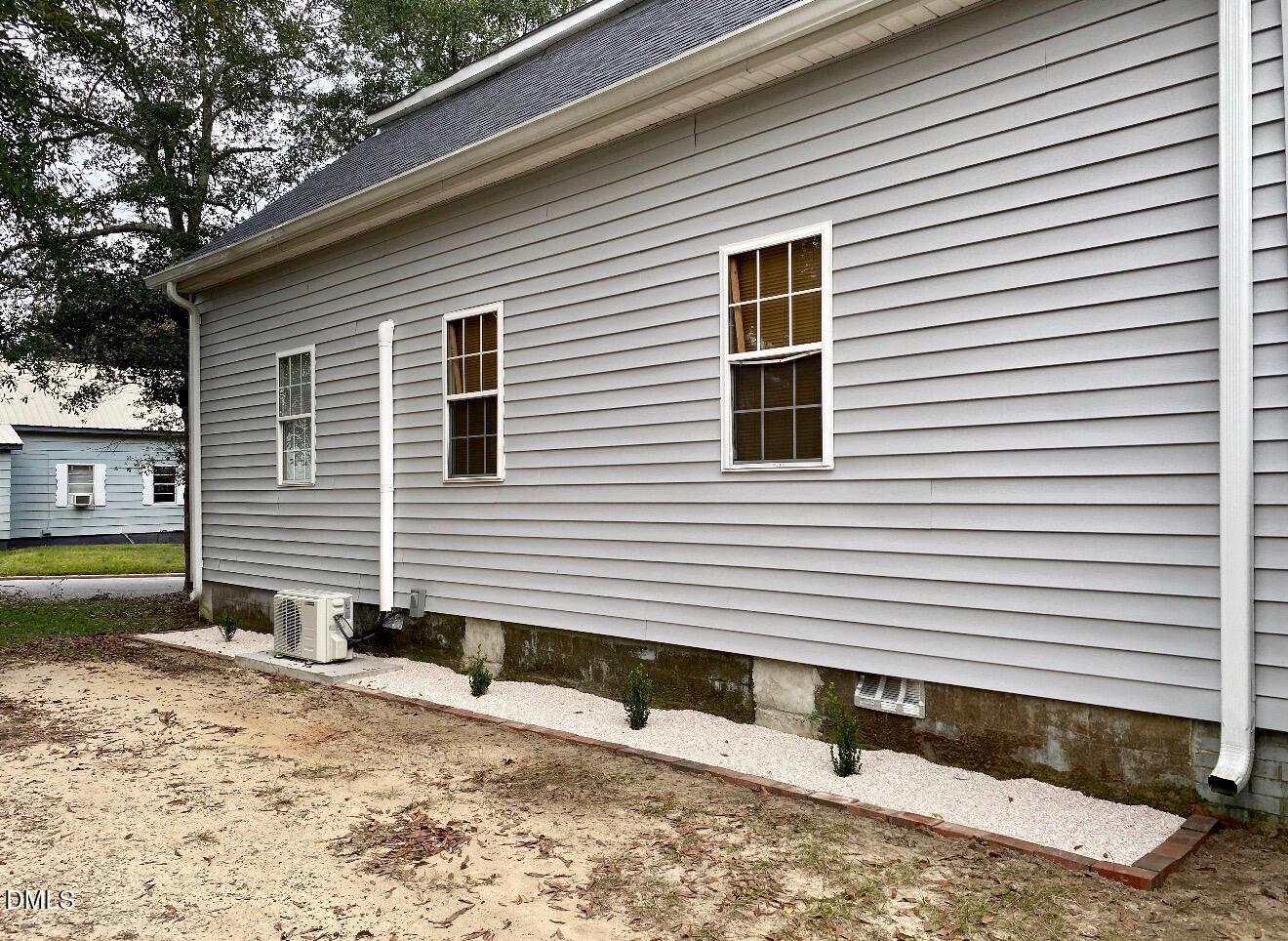 Exterior photo of 619 Mckay Street, Laurinburg, NC 28352. MLS: 10174540