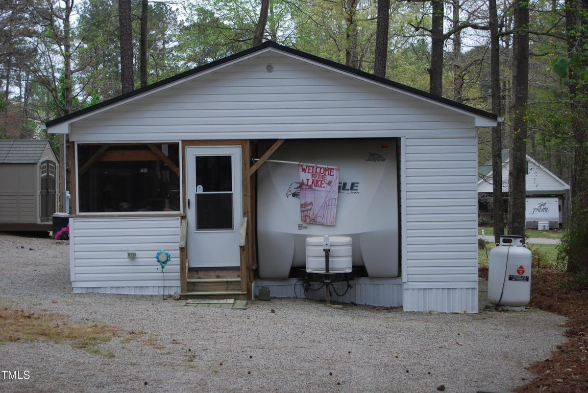 property-img