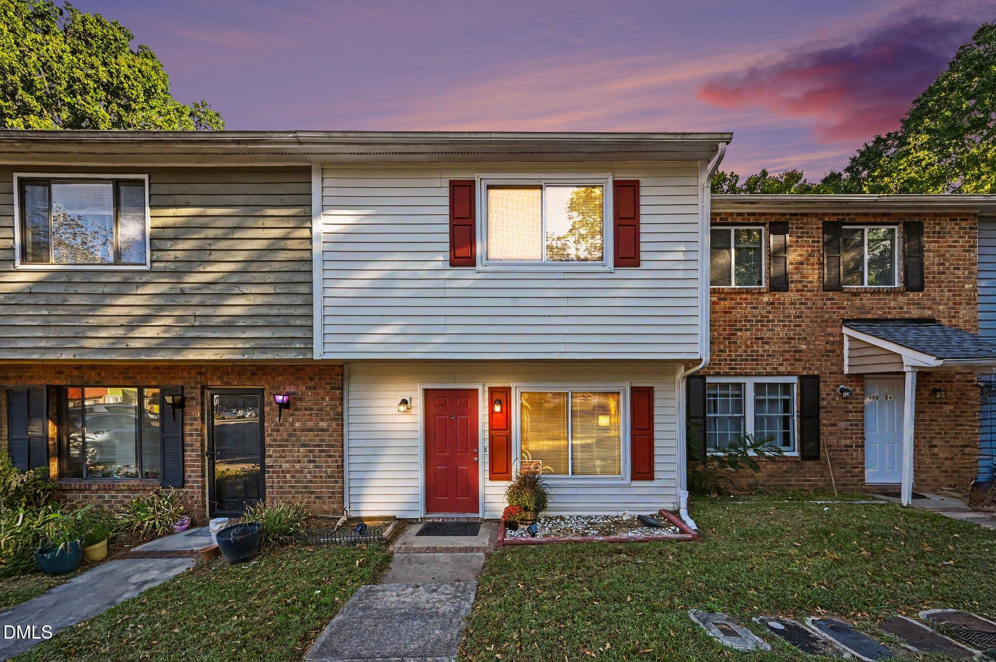 800 Fargo Street E3