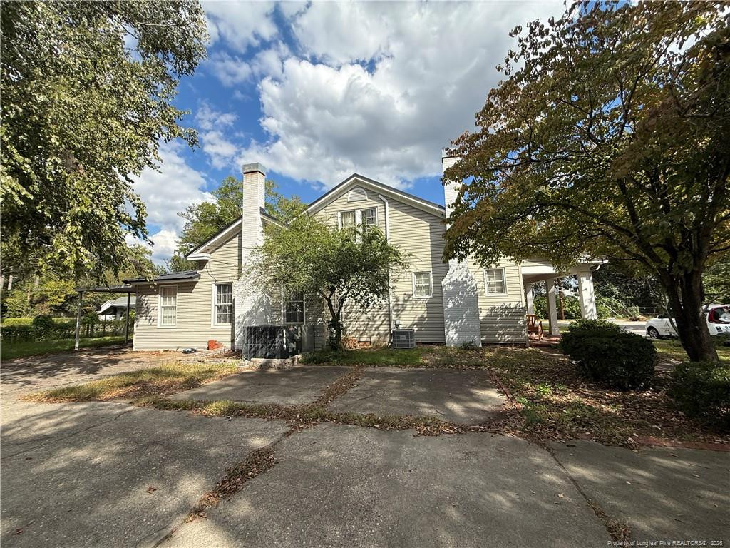 Exterior photo of 1100 N Barker Street, Lumberton, NC 28358. MLS: 770197