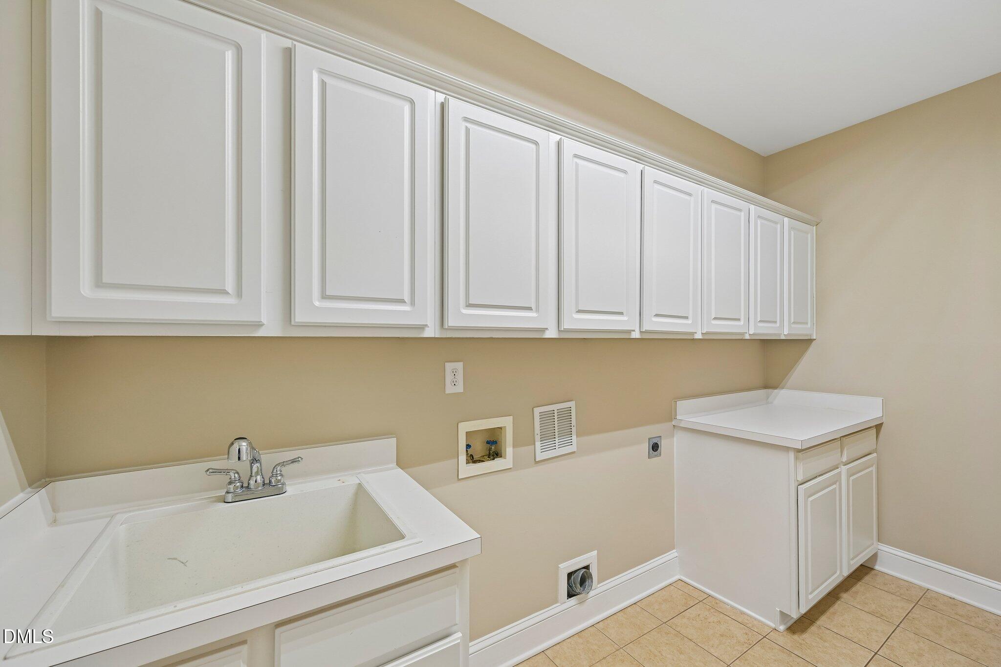 Exterior photo of 275 Hogans Valley Way, Cary, NC 27513. MLS: 10189870