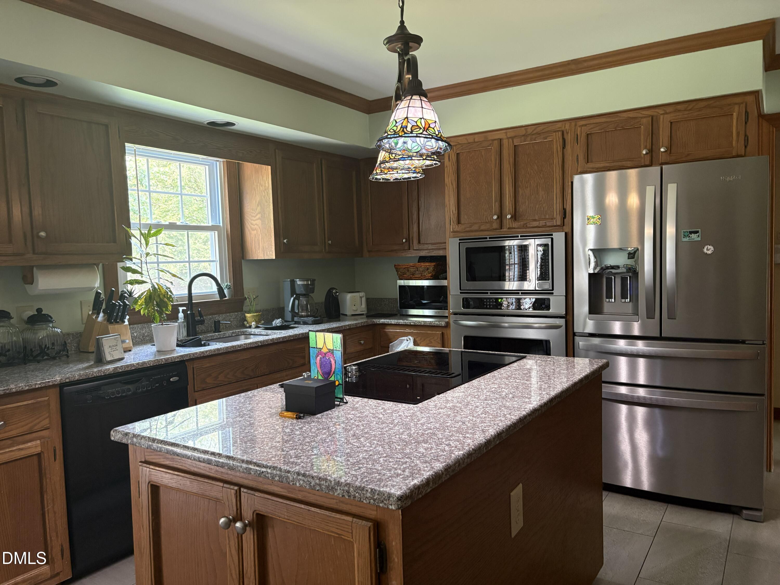 Exterior photo of 118 Meadowood Drive No, Burlington, NC 27215. MLS: 10186934