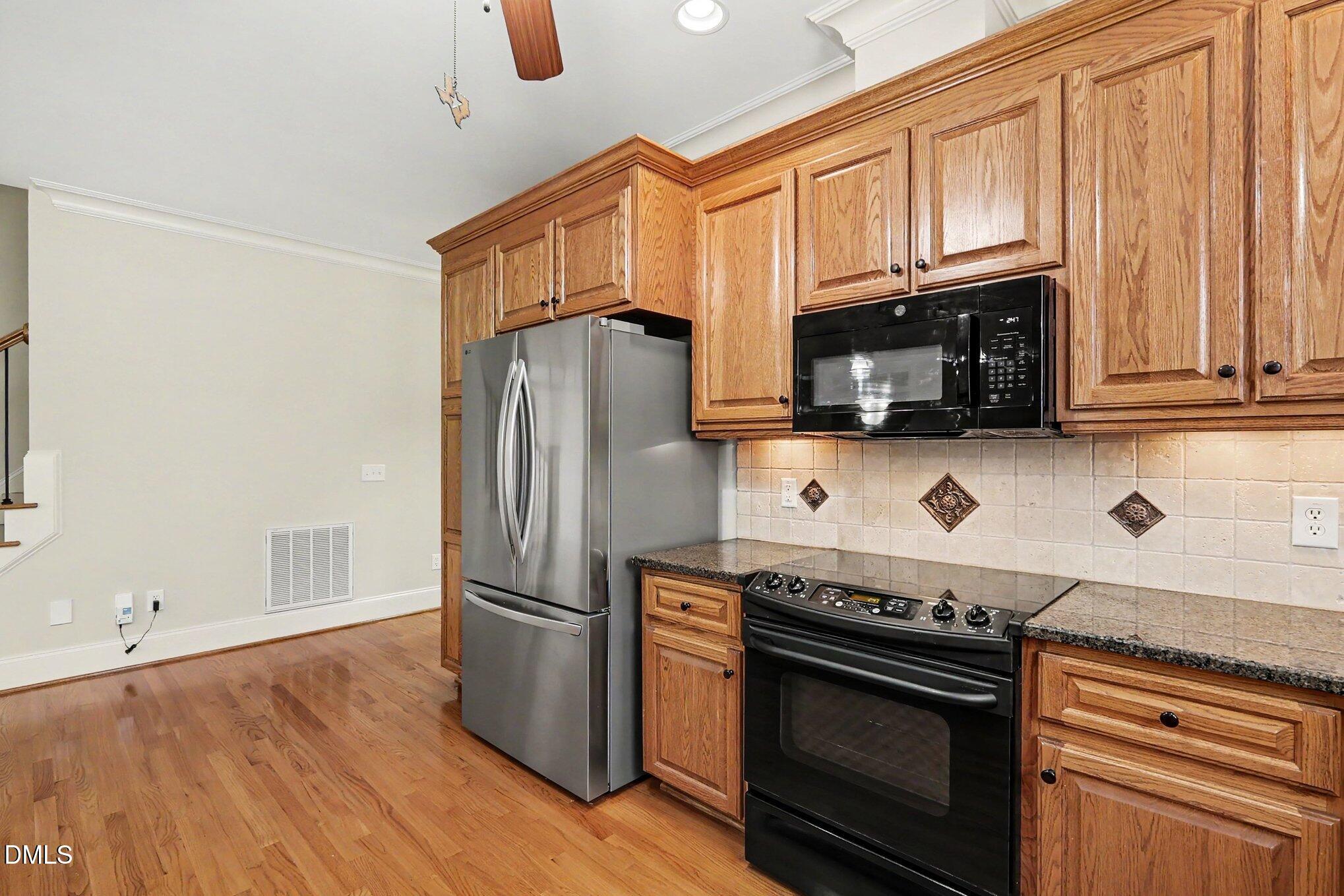 Exterior photo of 620 Sippihaw Oaks Drive, Fuquay Varina, NC 27526. MLS: 10174565