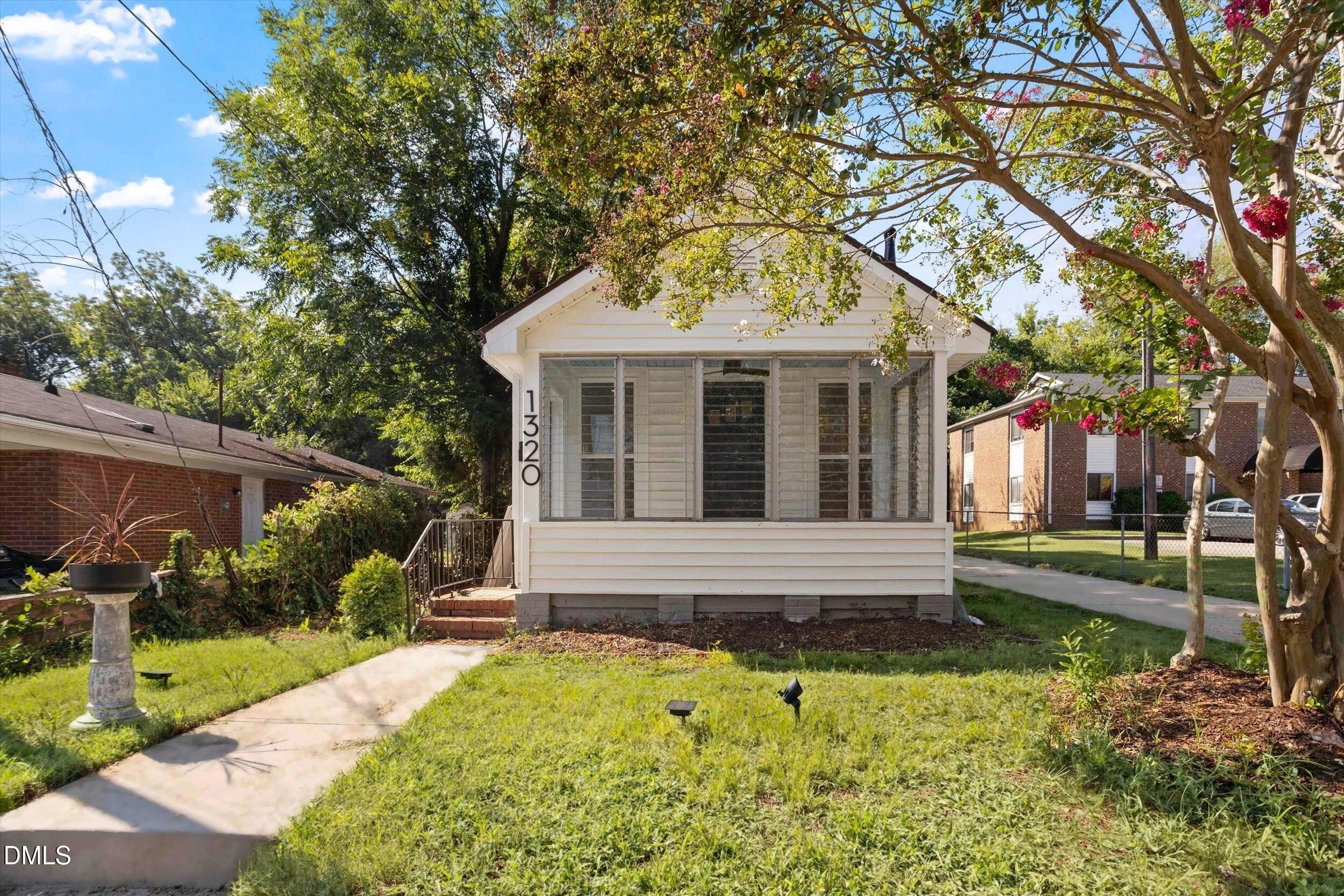 Exterior photo of 1320 Oakwood Avenue, Raleigh, NC 27610. MLS: 10190578