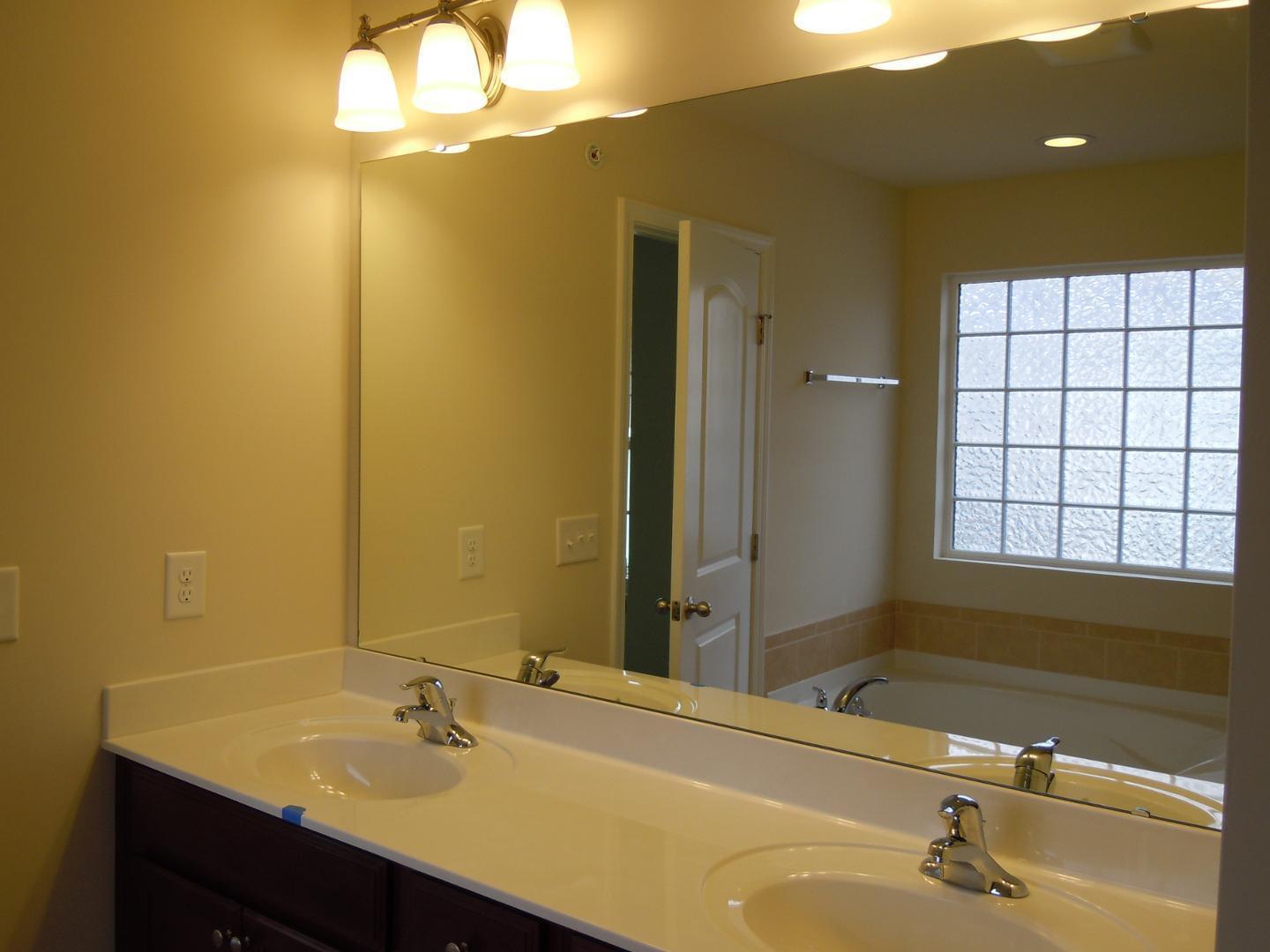 Exterior photo of 10118 Knotty Pine Lane, Raleigh, NC 27617. MLS: 10191582