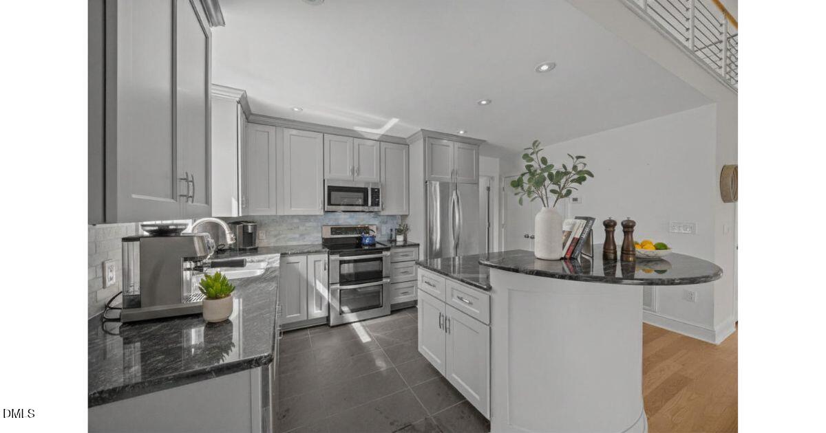 property-img