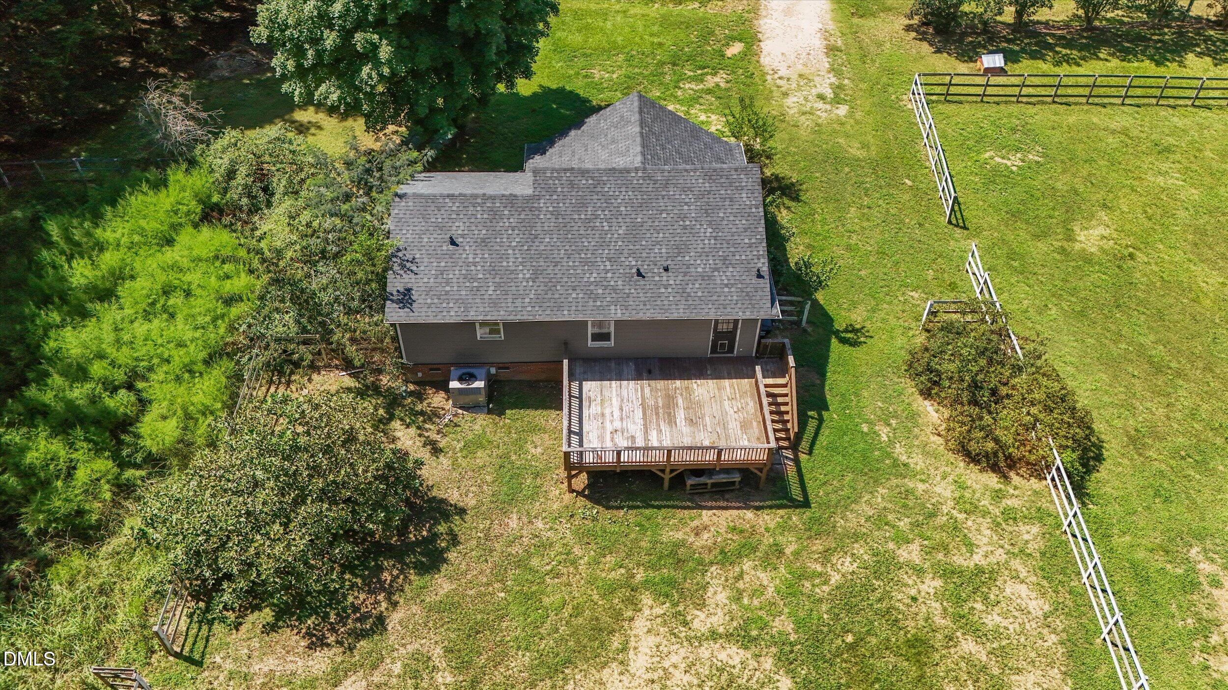 Exterior photo of 104 Riverbend Drive, Clayton, NC 27527. MLS: 10191513
