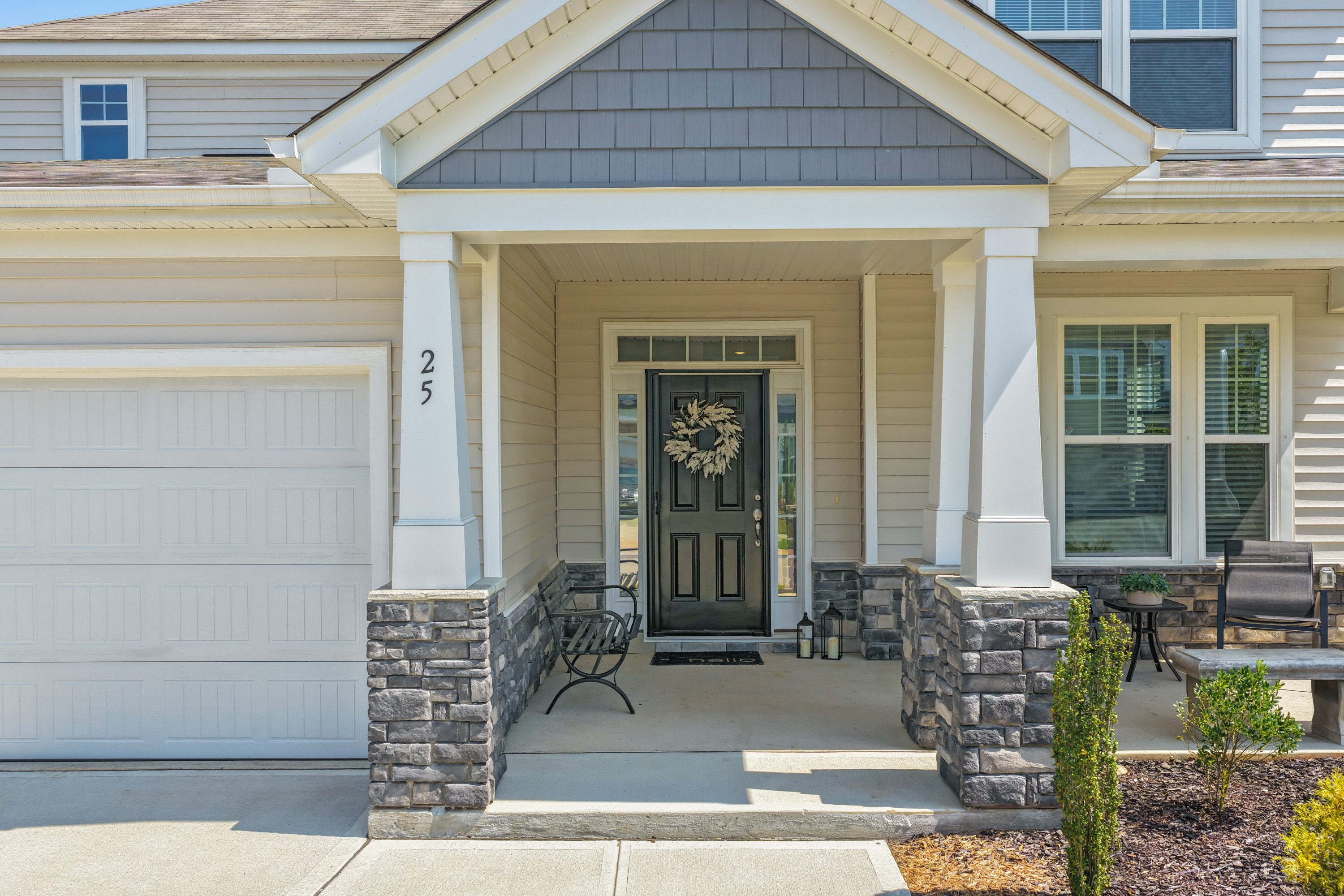 25 Shining Amber Way