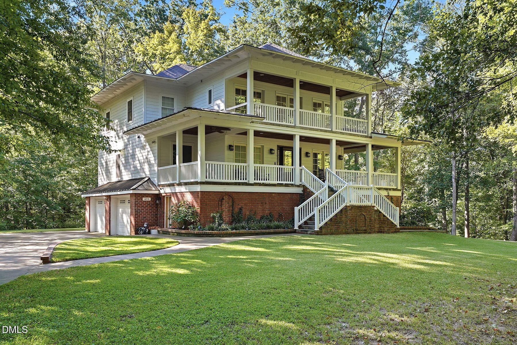 Exterior photo of 415 River Bluff Drive N, Dunn, NC 28334. MLS: 10195802