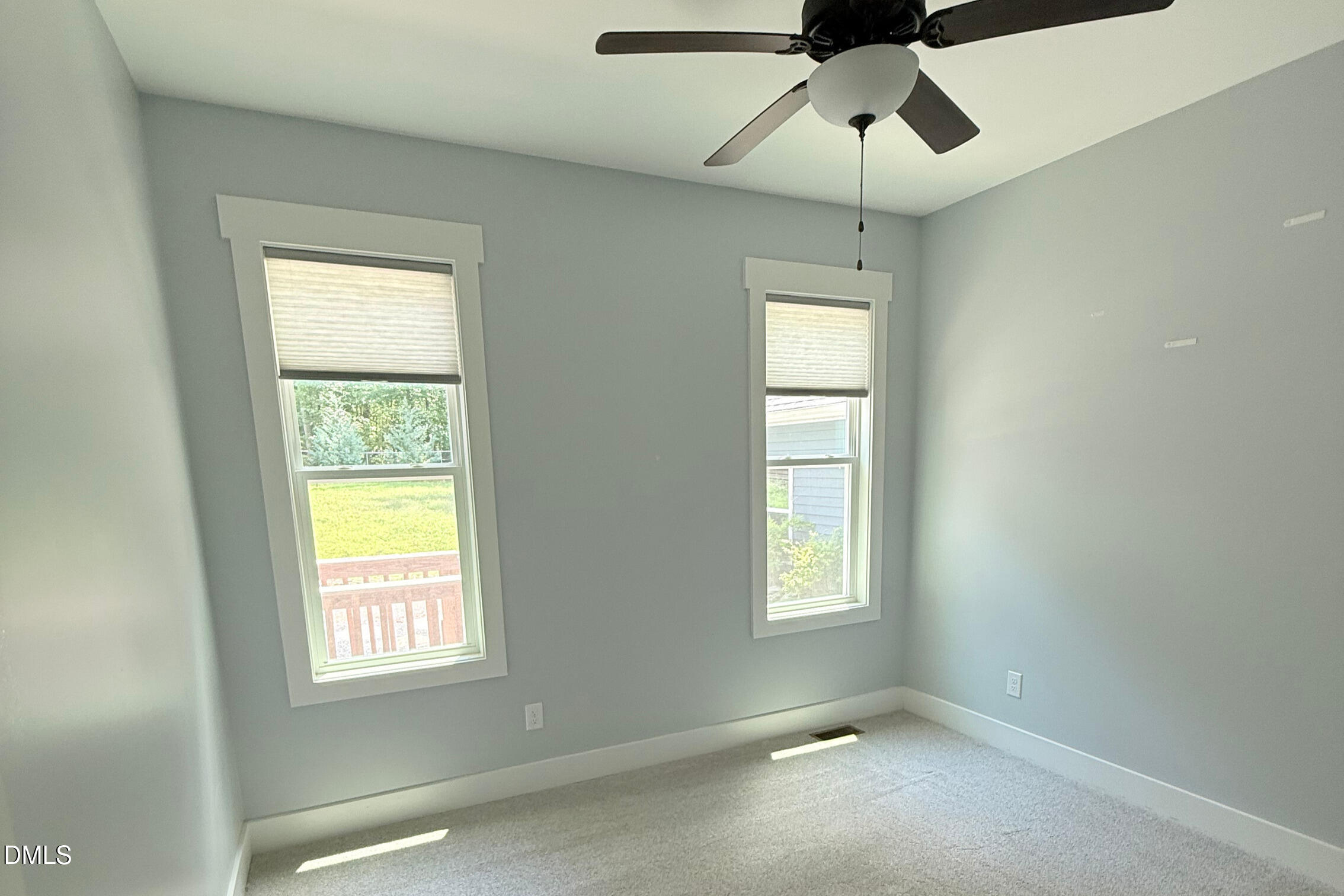 property-img