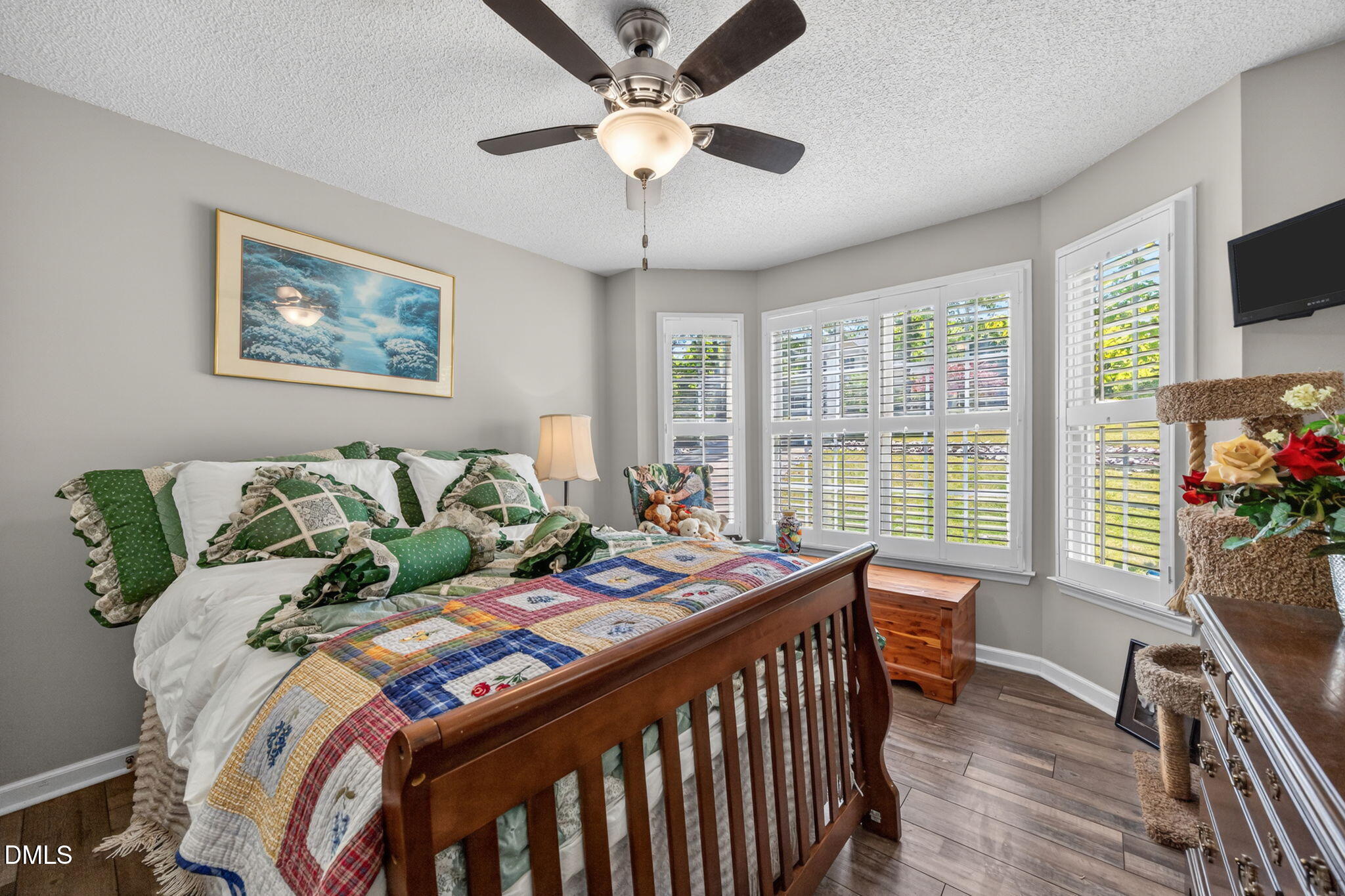 property-img