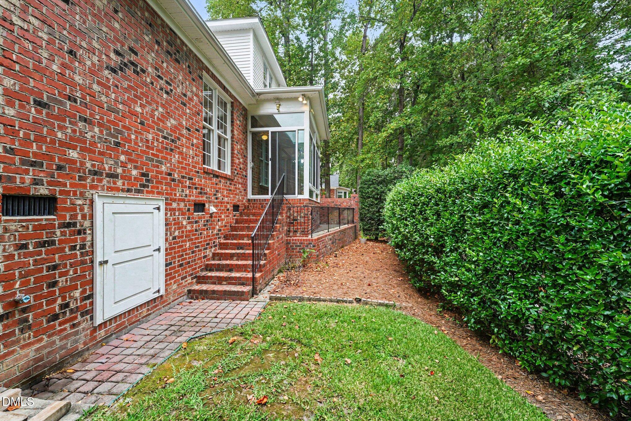Exterior photo of 1971 N Tansea Court, Fuquay Varina, NC 27526. MLS: 10194536