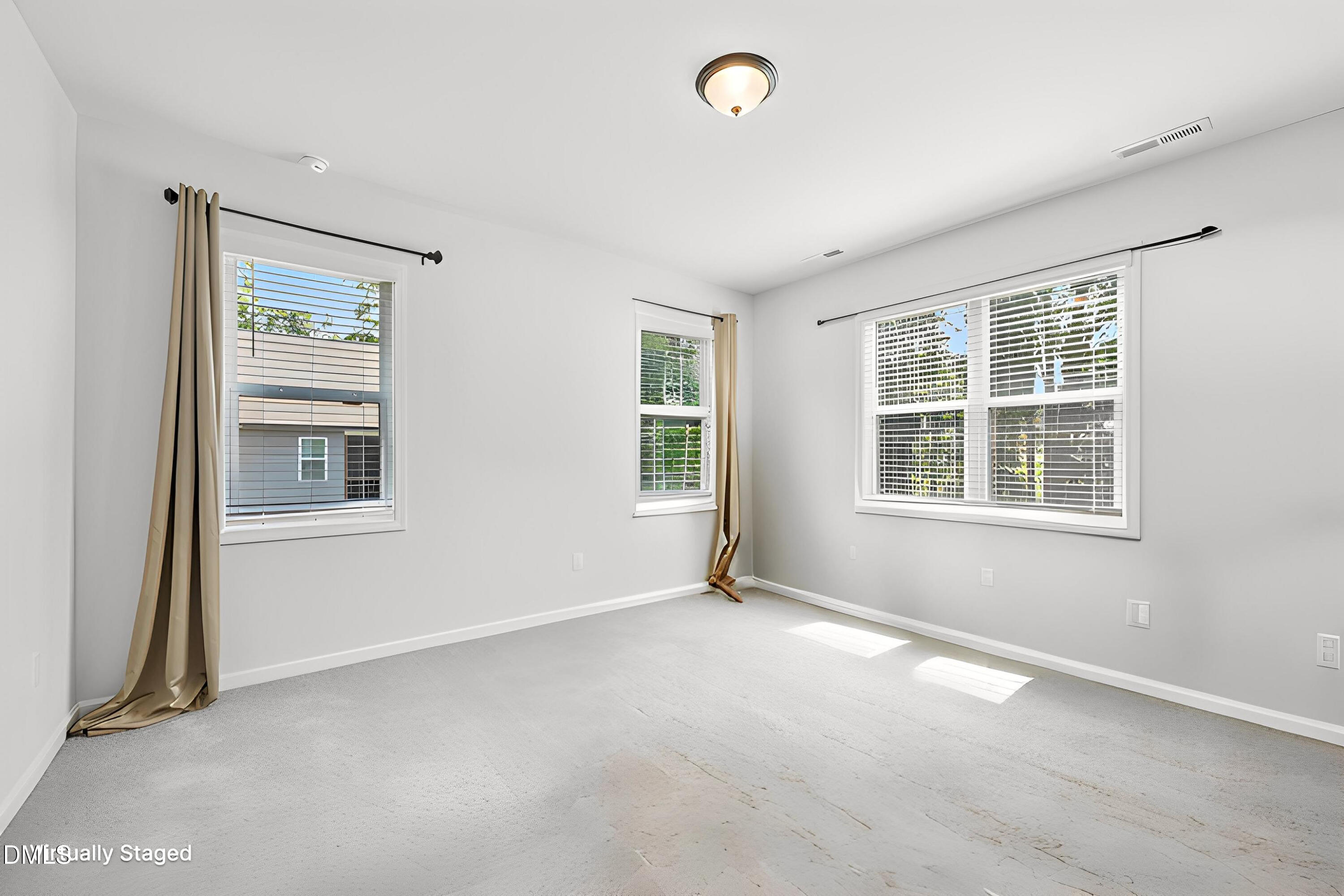 property-img