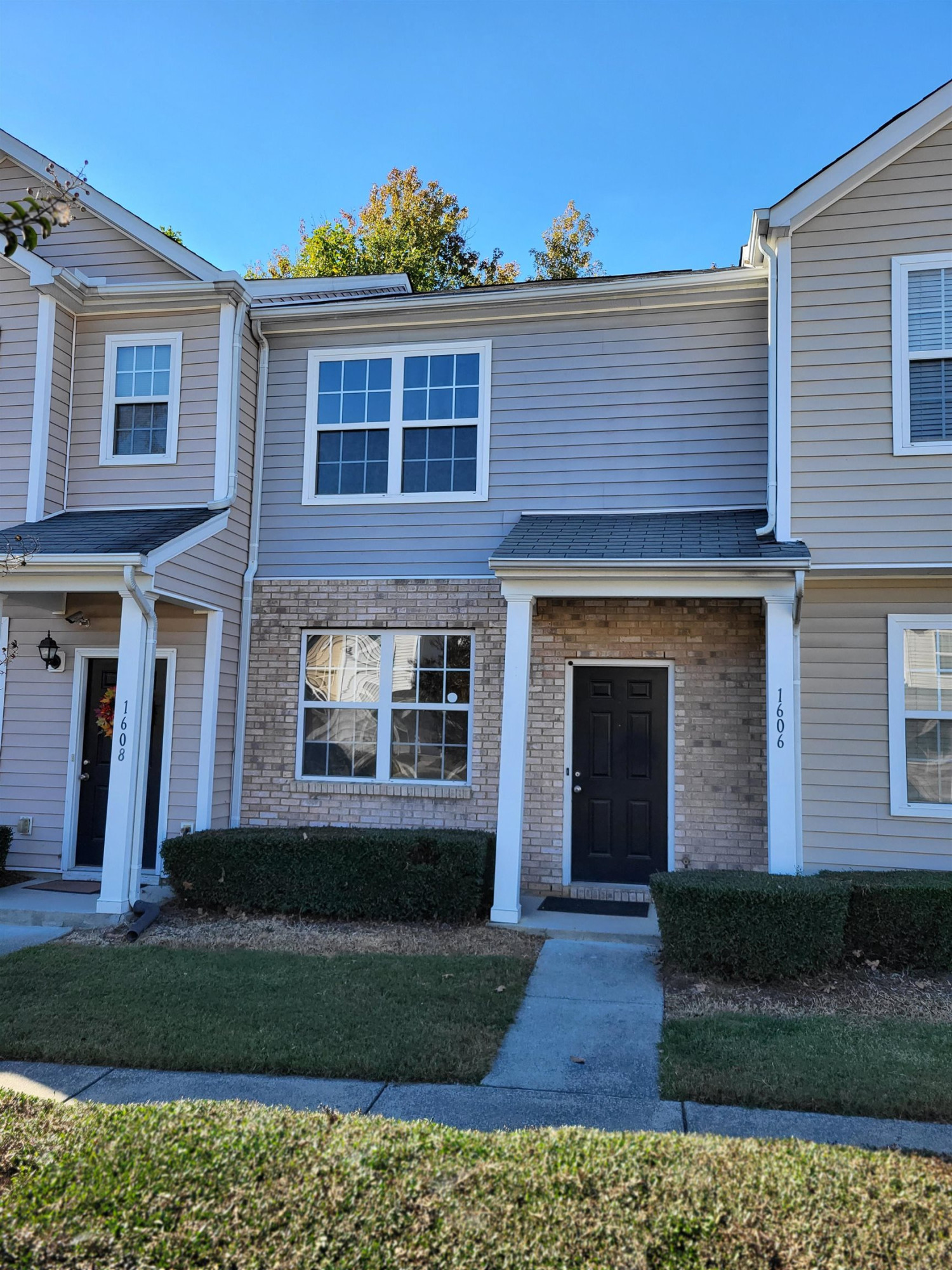 1606 Oxleymare Drive