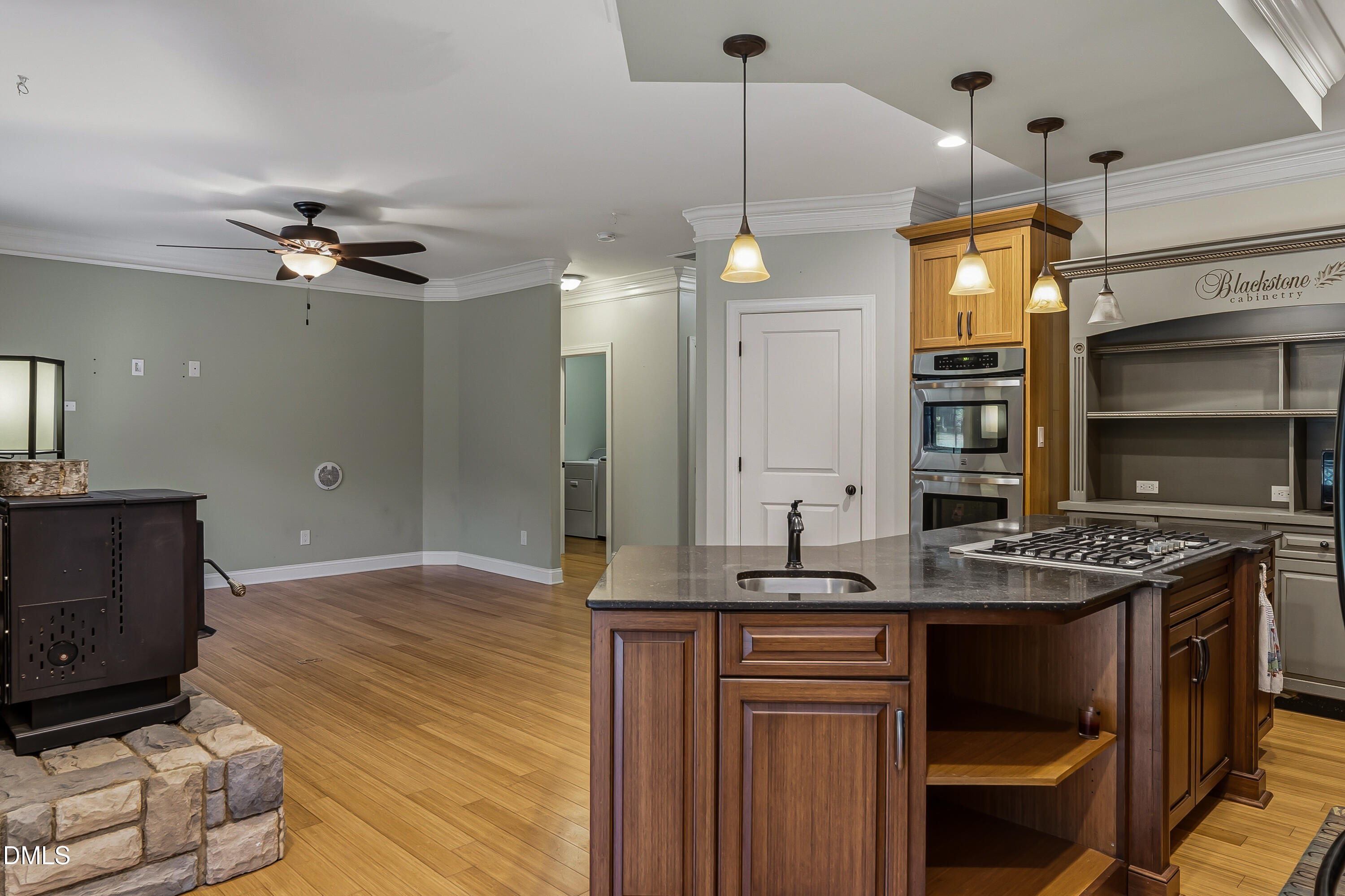 property-img