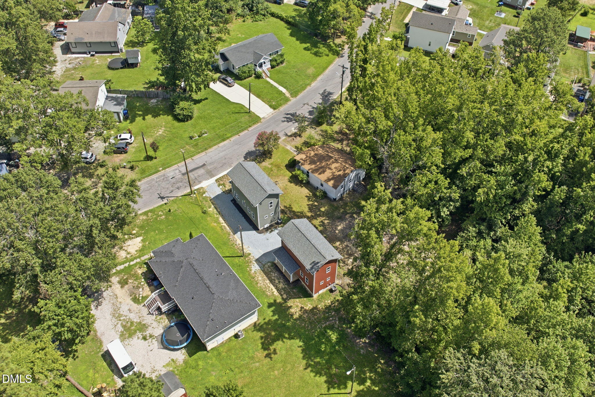 Exterior photo of 1410 B Maplewood Drive, Durham, NC 27704. MLS: 10187257